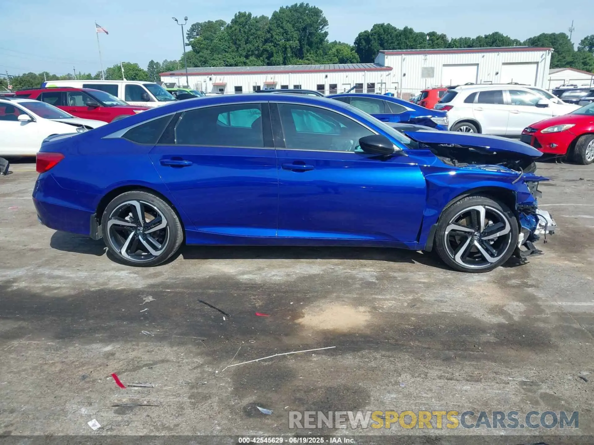 12 Photograph of a damaged car 1HGCV2F32NA008261 HONDA ACCORD 2022