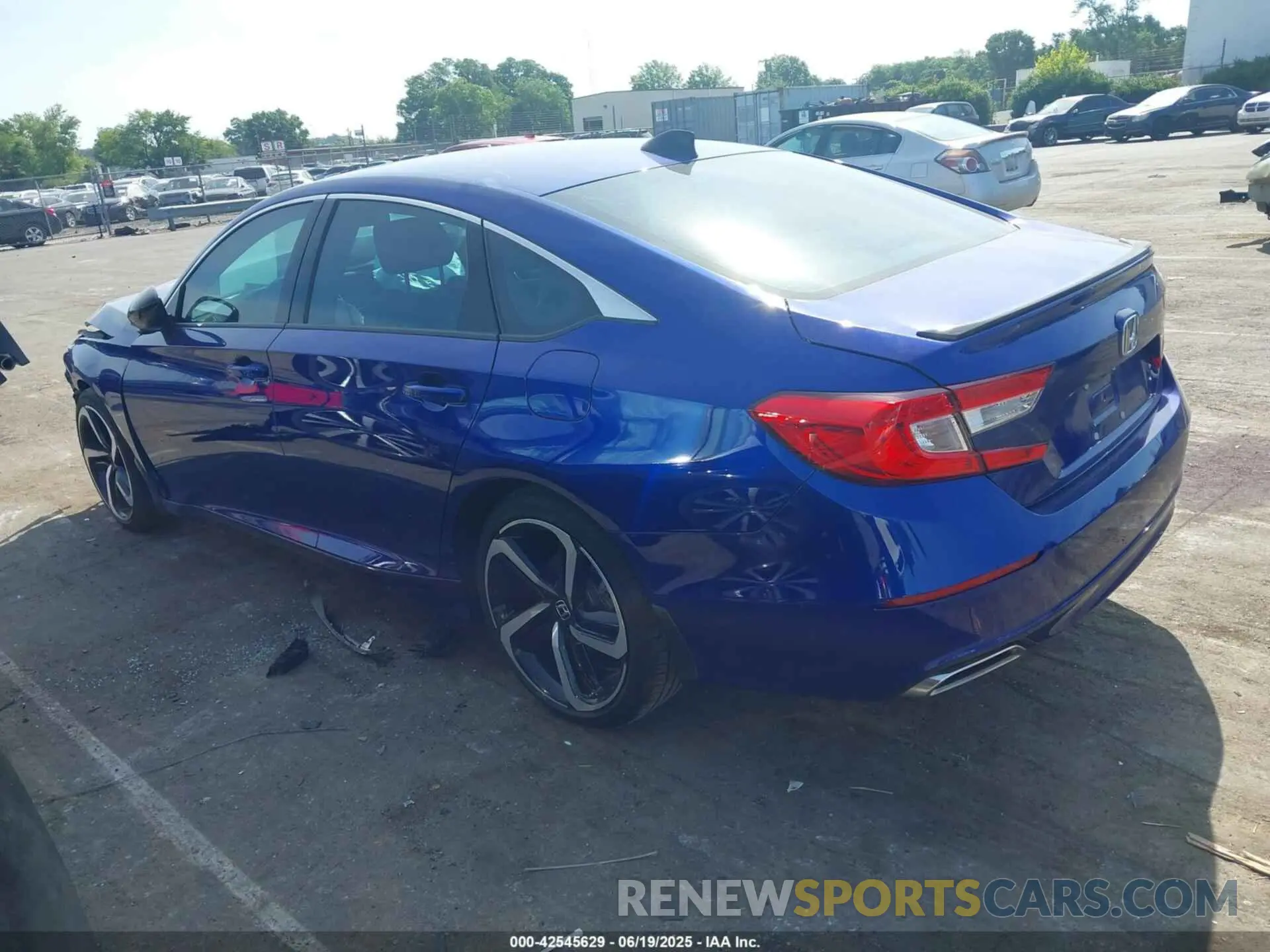 13 Photograph of a damaged car 1HGCV2F32NA008261 HONDA ACCORD 2022