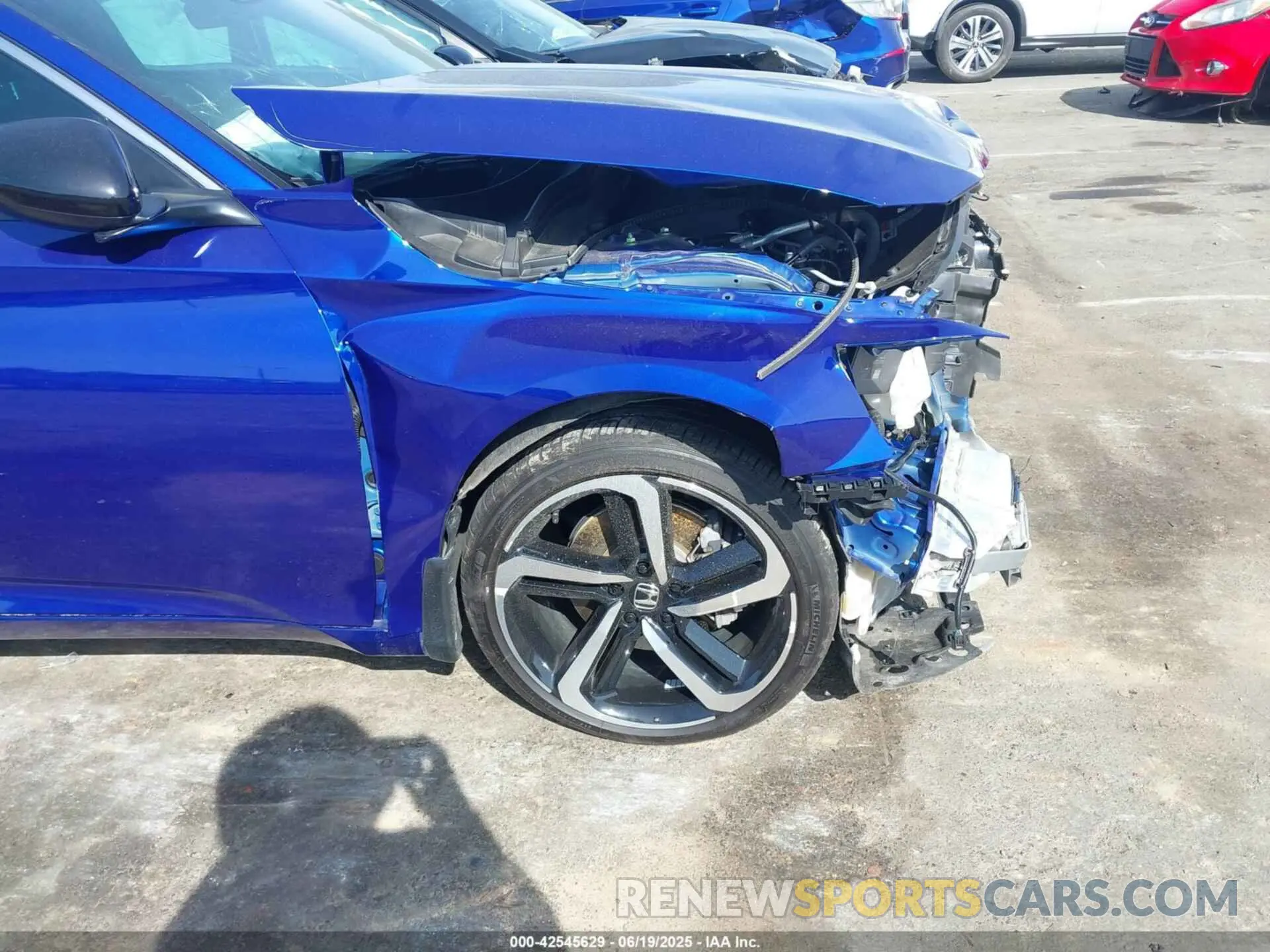 17 Photograph of a damaged car 1HGCV2F32NA008261 HONDA ACCORD 2022