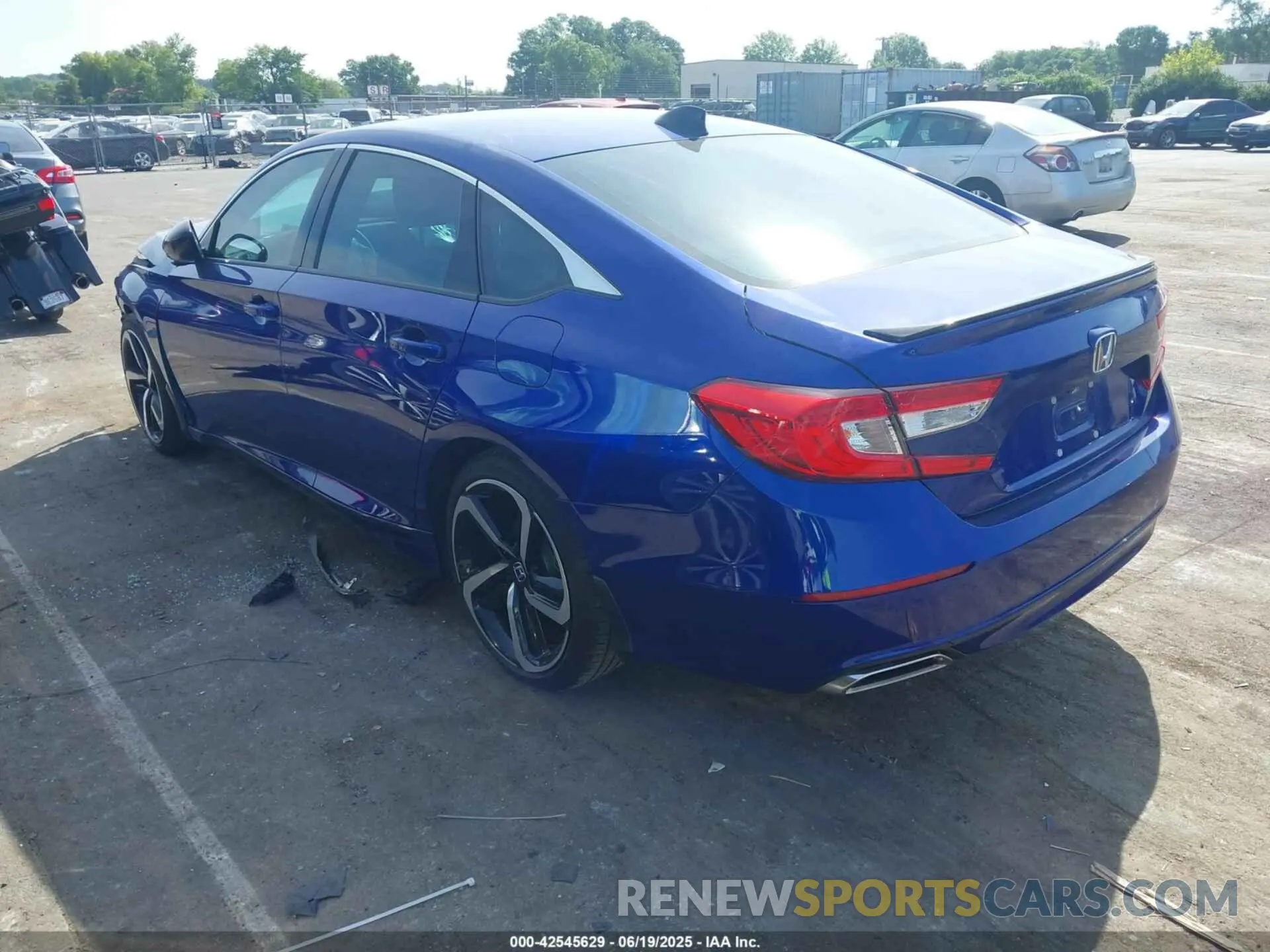 3 Photograph of a damaged car 1HGCV2F32NA008261 HONDA ACCORD 2022