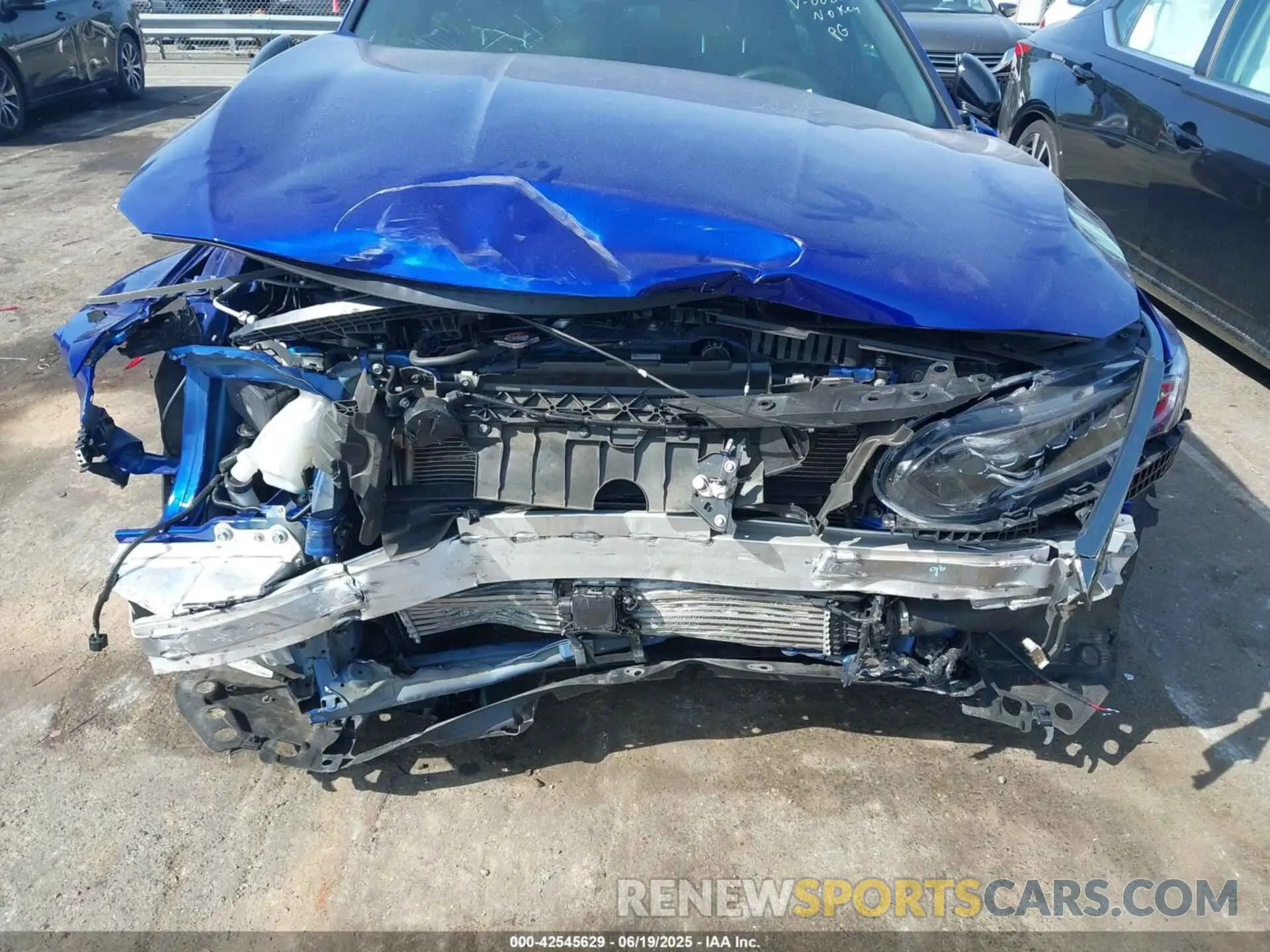 6 Photograph of a damaged car 1HGCV2F32NA008261 HONDA ACCORD 2022