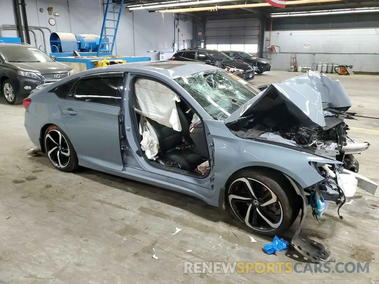 4 Photograph of a damaged car 1HGCV2F33NA018846 HONDA ACCORD 2022