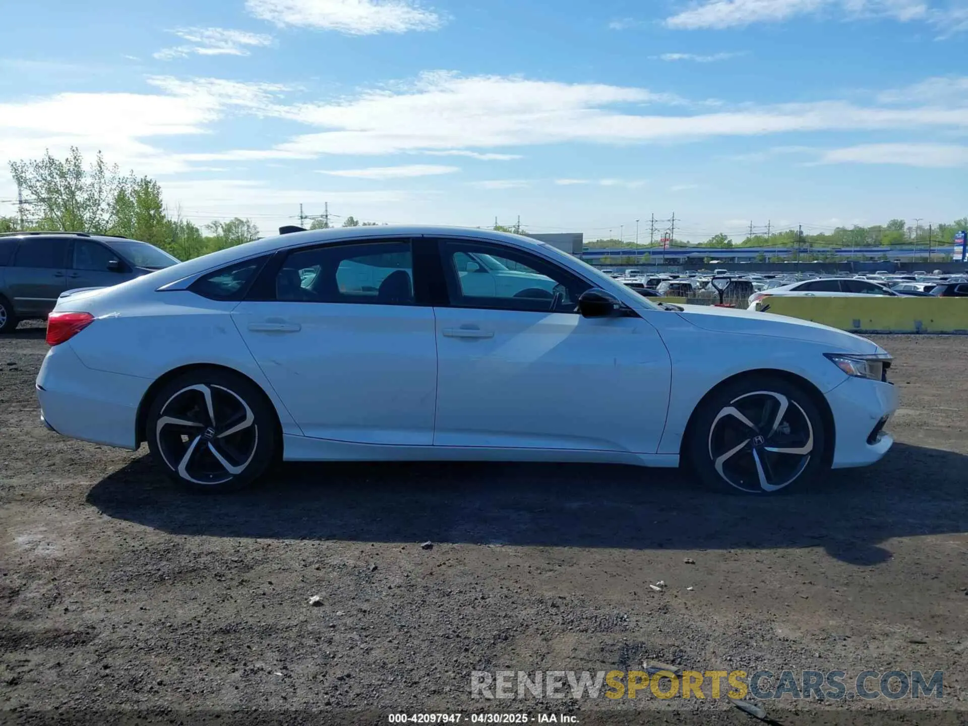 13 Photograph of a damaged car 1HGCV2F33NA020029 HONDA ACCORD 2022