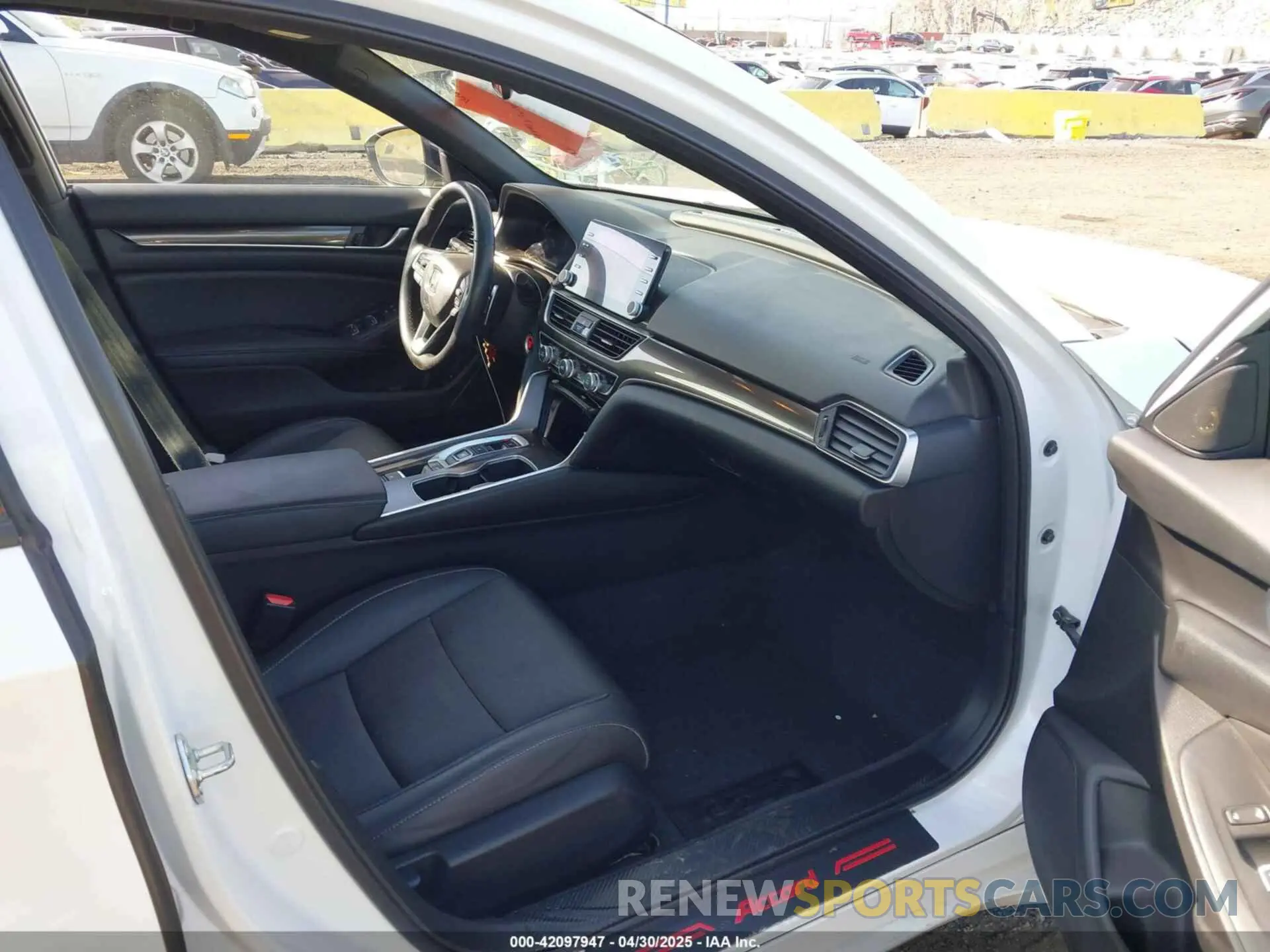 5 Photograph of a damaged car 1HGCV2F33NA020029 HONDA ACCORD 2022