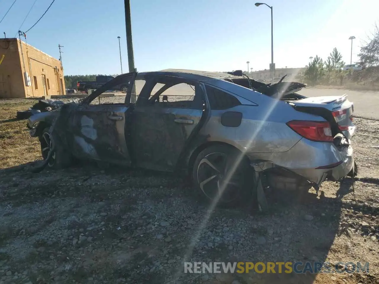 2 Photograph of a damaged car 1HGCV2F33NA021956 HONDA ACCORD 2022