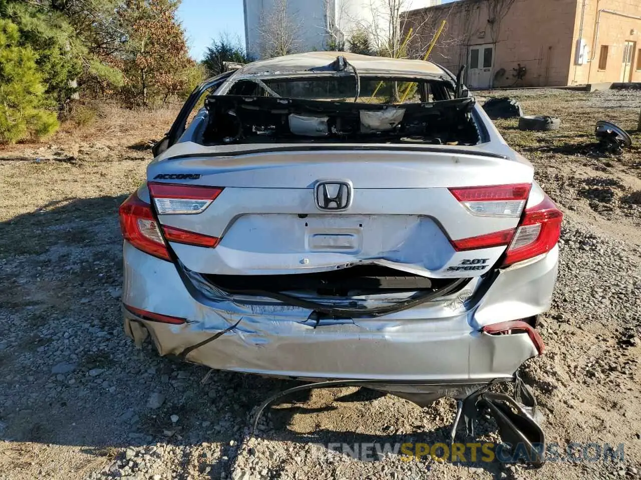 6 Photograph of a damaged car 1HGCV2F33NA021956 HONDA ACCORD 2022