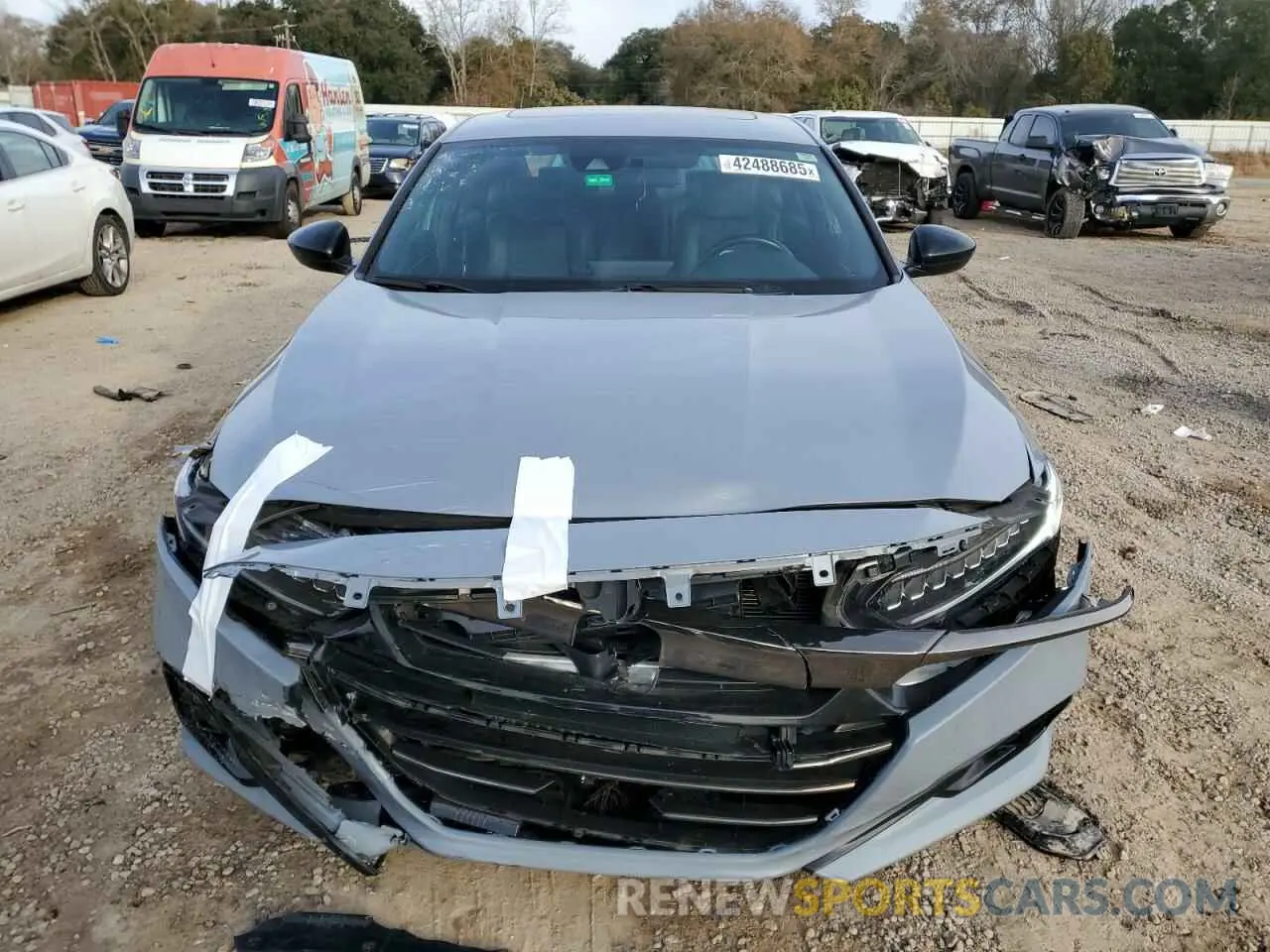 5 Photograph of a damaged car 1HGCV2F34NA005054 HONDA ACCORD 2022