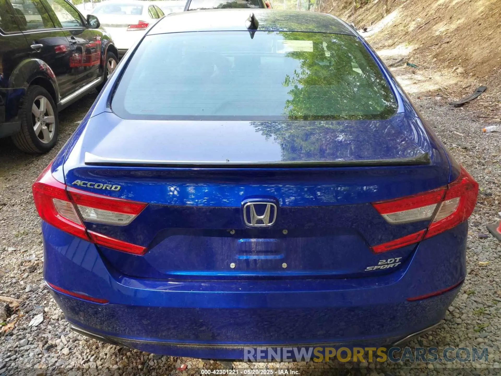 17 Photograph of a damaged car 1HGCV2F34NA007841 HONDA ACCORD 2022