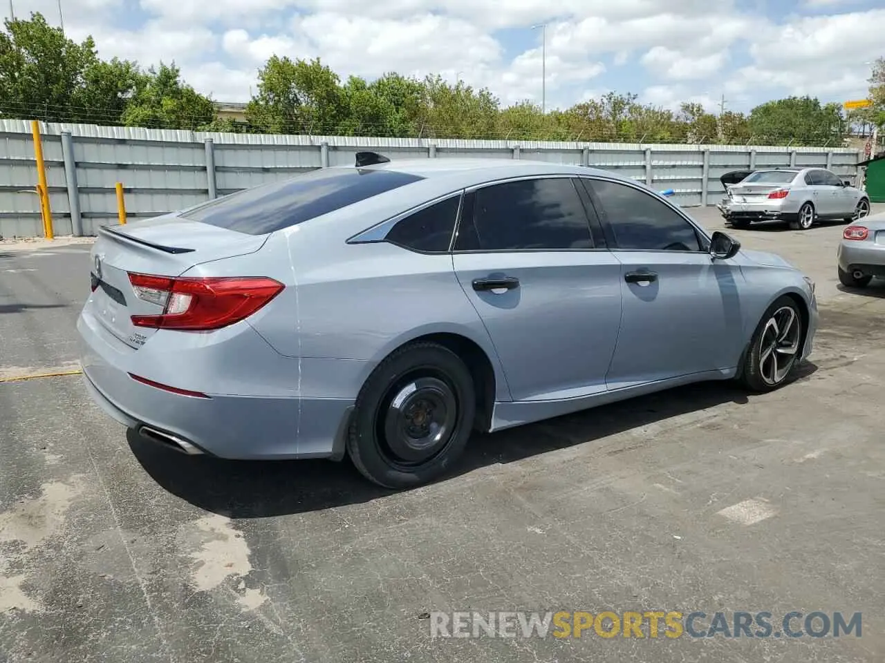 3 Photograph of a damaged car 1HGCV2F34NA013834 HONDA ACCORD 2022