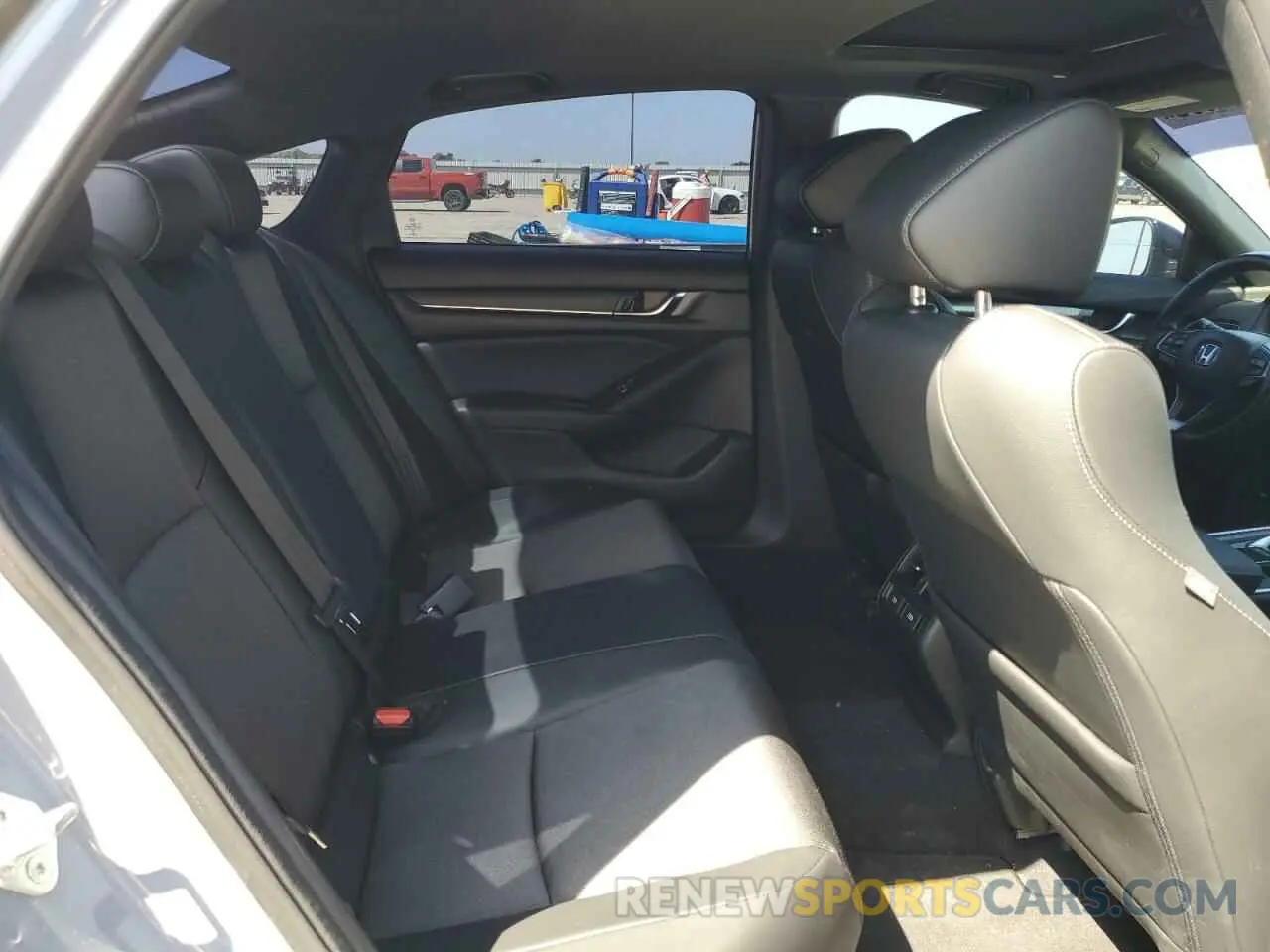 10 Photograph of a damaged car 1HGCV2F34NA016054 HONDA ACCORD 2022