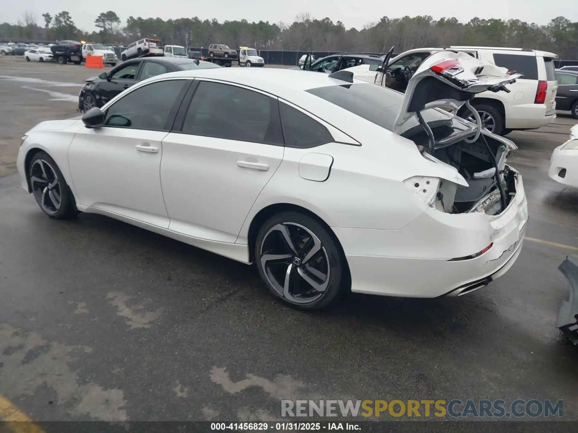 3 Photograph of a damaged car 1HGCV2F34NA016832 HONDA ACCORD 2022