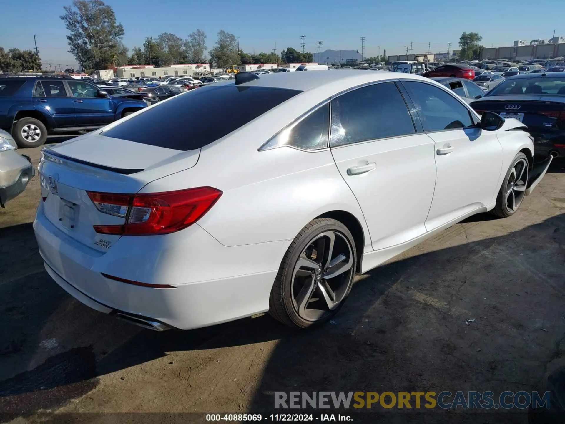 4 Photograph of a damaged car 1HGCV2F34NA019309 HONDA ACCORD 2022