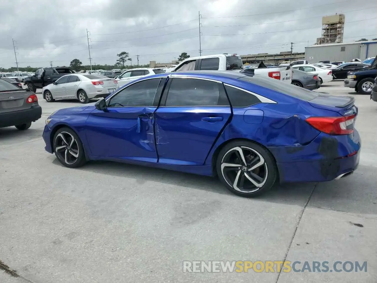 2 Photograph of a damaged car 1HGCV2F35NA001367 HONDA ACCORD 2022