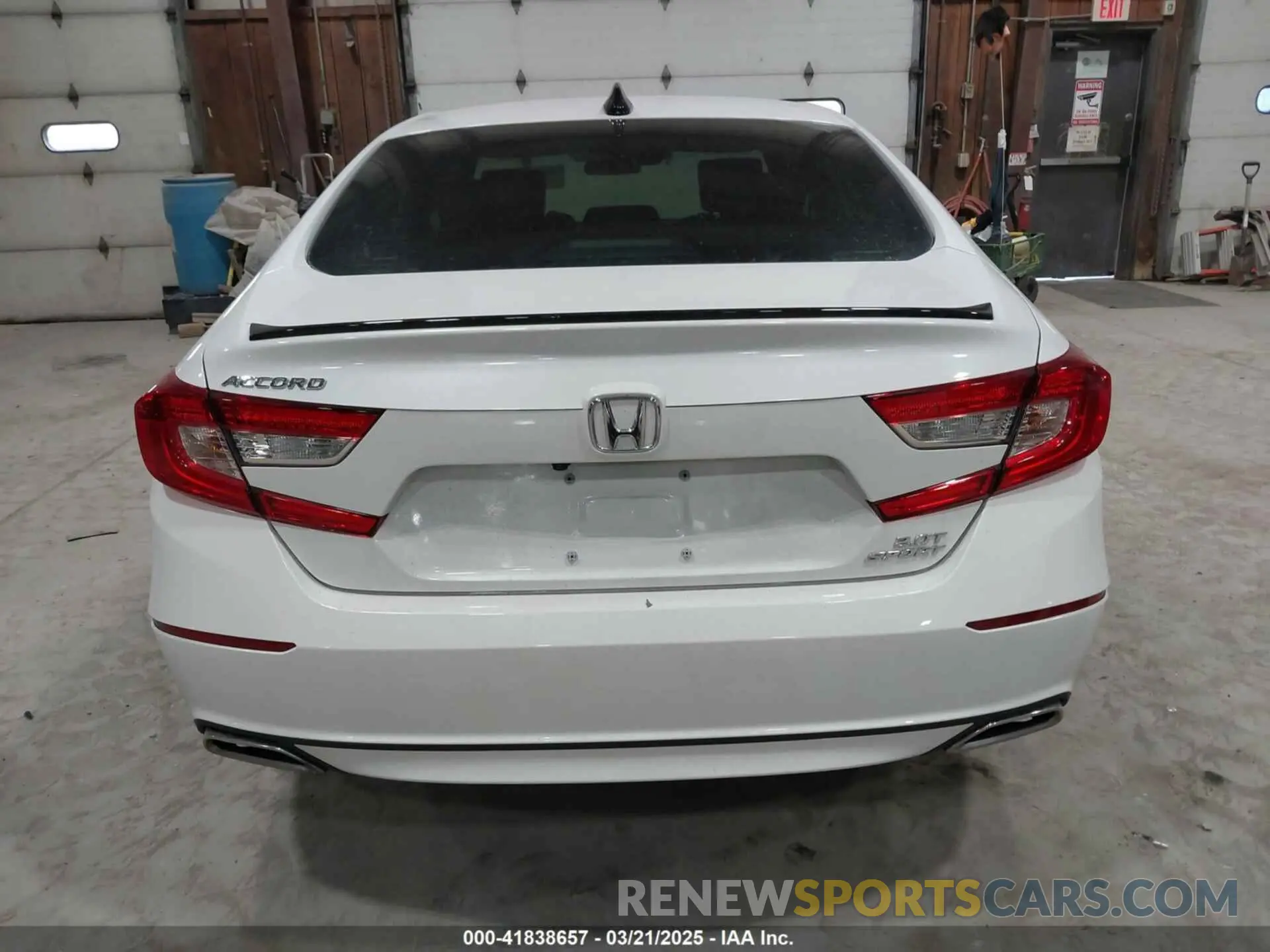 16 Photograph of a damaged car 1HGCV2F35NA020131 HONDA ACCORD 2022