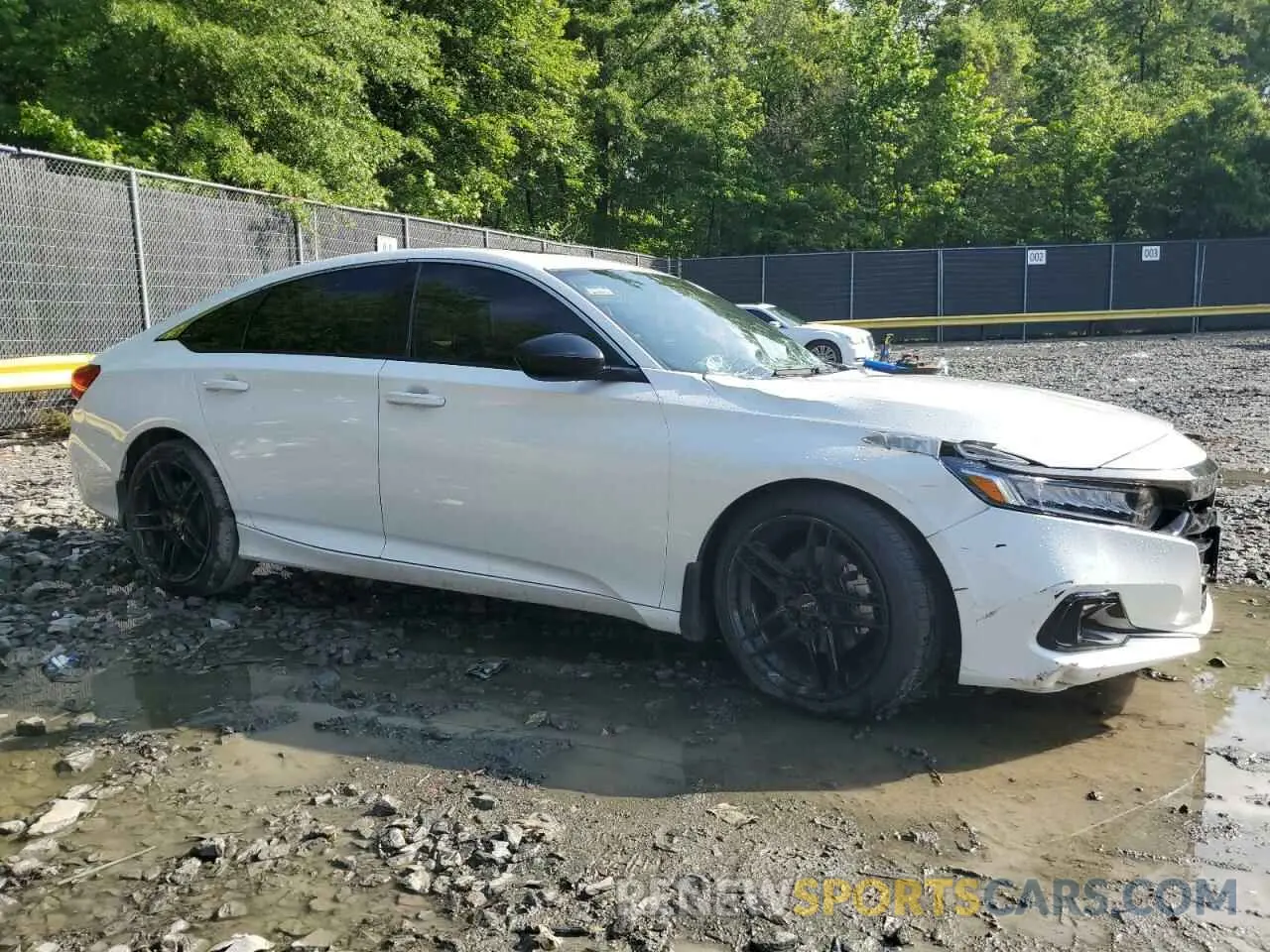 4 Photograph of a damaged car 1HGCV2F35NA023871 HONDA ACCORD 2022
