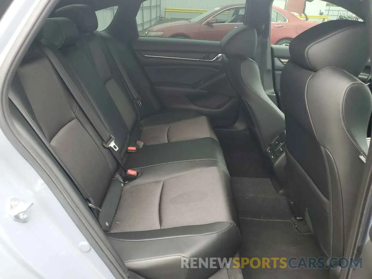 10 Photograph of a damaged car 1HGCV2F36NA009834 HONDA ACCORD 2022