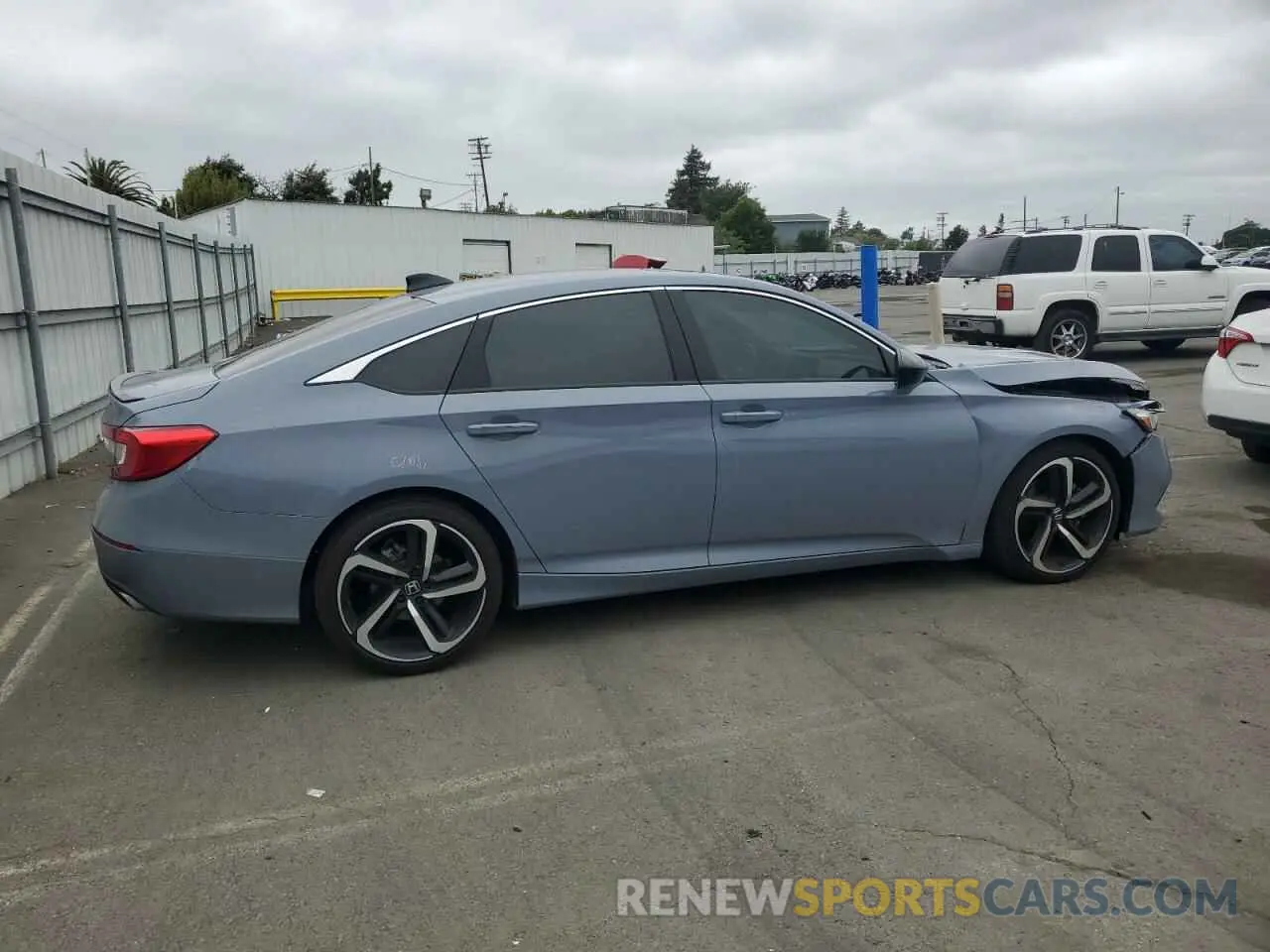 3 Photograph of a damaged car 1HGCV2F36NA009834 HONDA ACCORD 2022