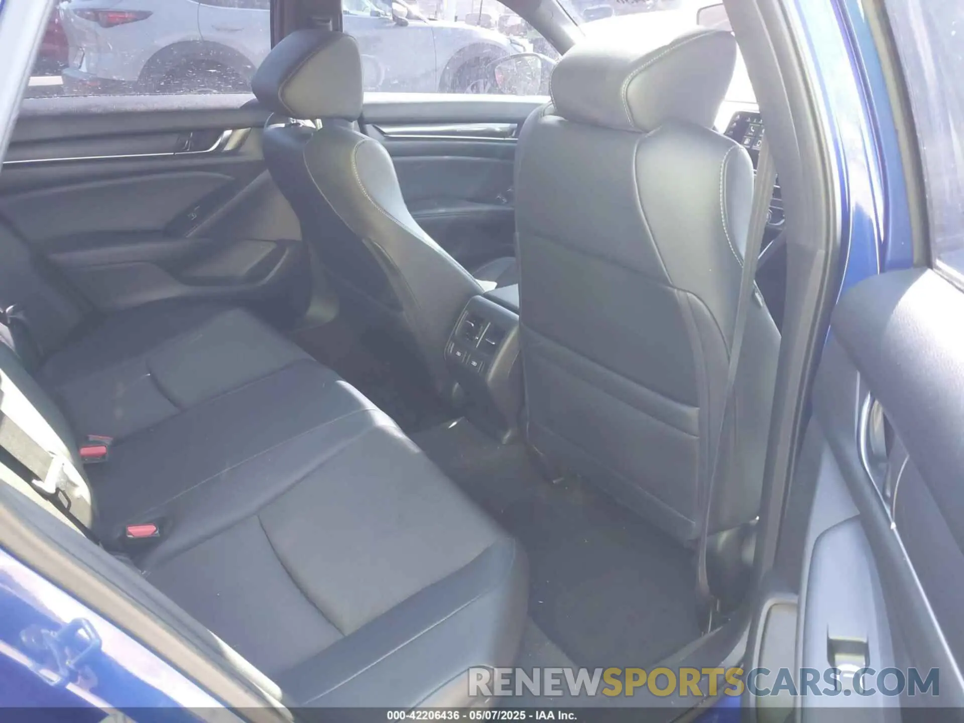 8 Photograph of a damaged car 1HGCV2F36NA015181 HONDA ACCORD 2022