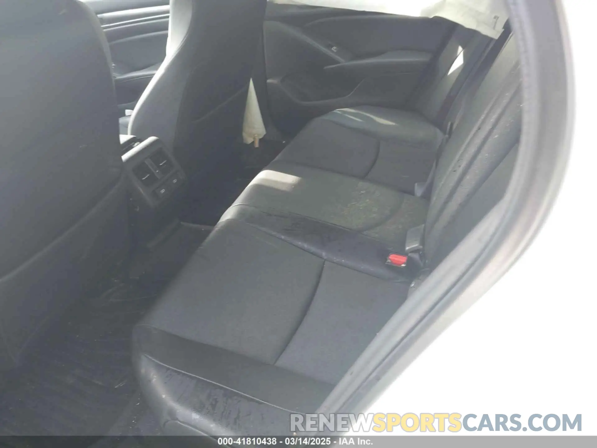 8 Photograph of a damaged car 1HGCV2F36NA019280 HONDA ACCORD 2022