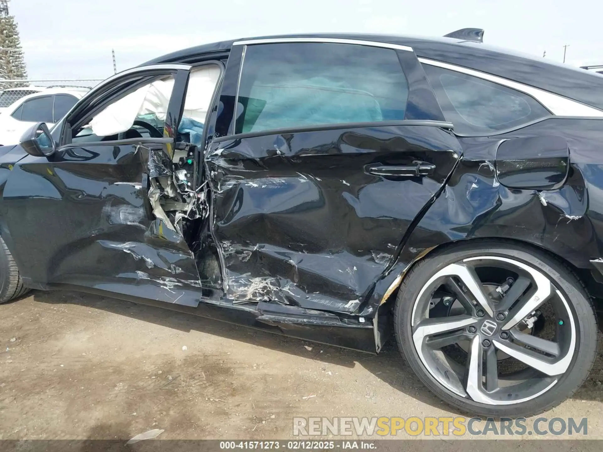 6 Photograph of a damaged car 1HGCV2F38NA019605 HONDA ACCORD 2022