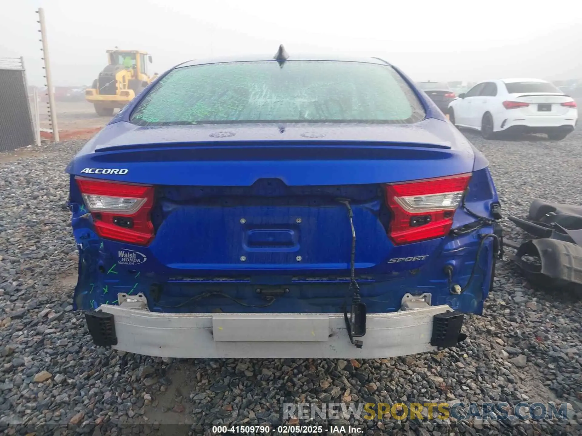 17 Photograph of a damaged car 1HGCV2F39NA010962 HONDA ACCORD 2022