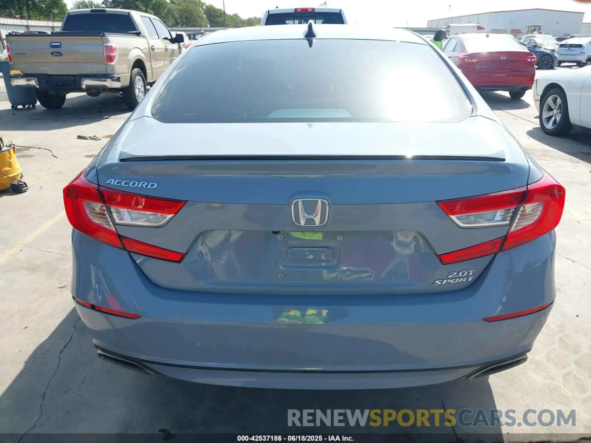 16 Photograph of a damaged car 1HGCV2F3XNA016768 HONDA ACCORD 2022