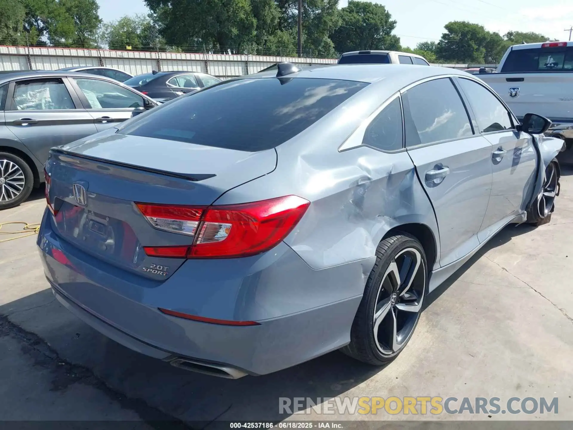 4 Photograph of a damaged car 1HGCV2F3XNA016768 HONDA ACCORD 2022