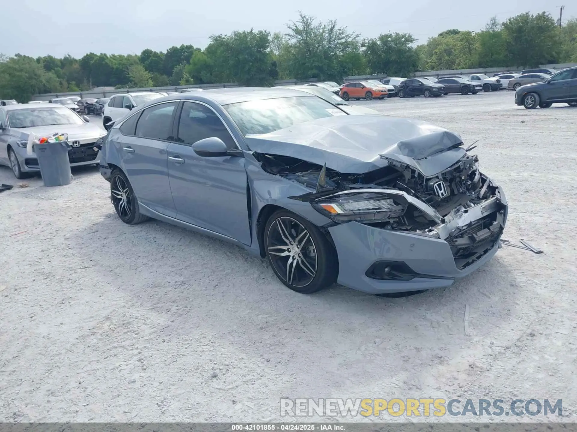 1 Photograph of a damaged car 1HGCV2F90NA011518 HONDA ACCORD 2022