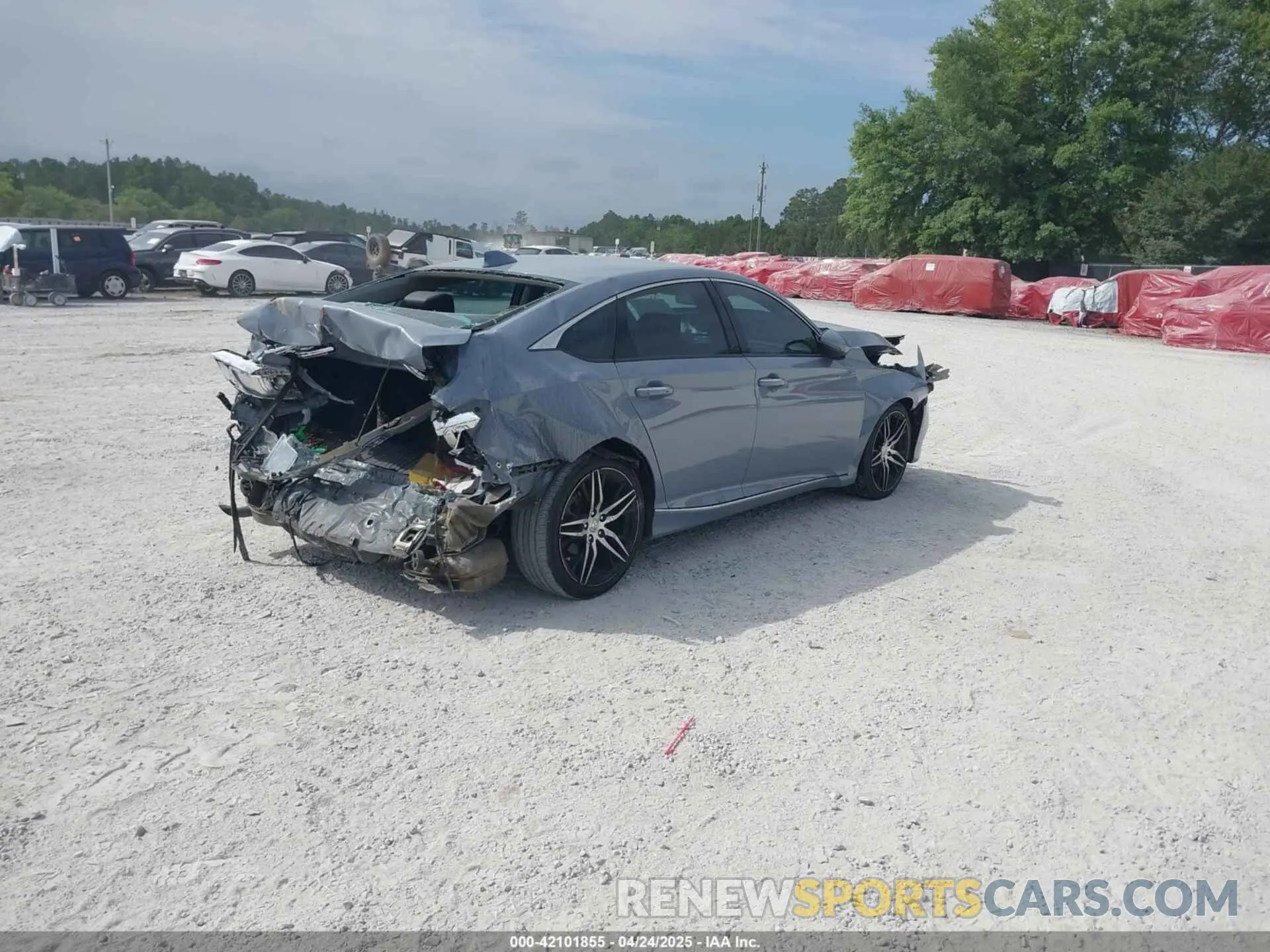 4 Photograph of a damaged car 1HGCV2F90NA011518 HONDA ACCORD 2022
