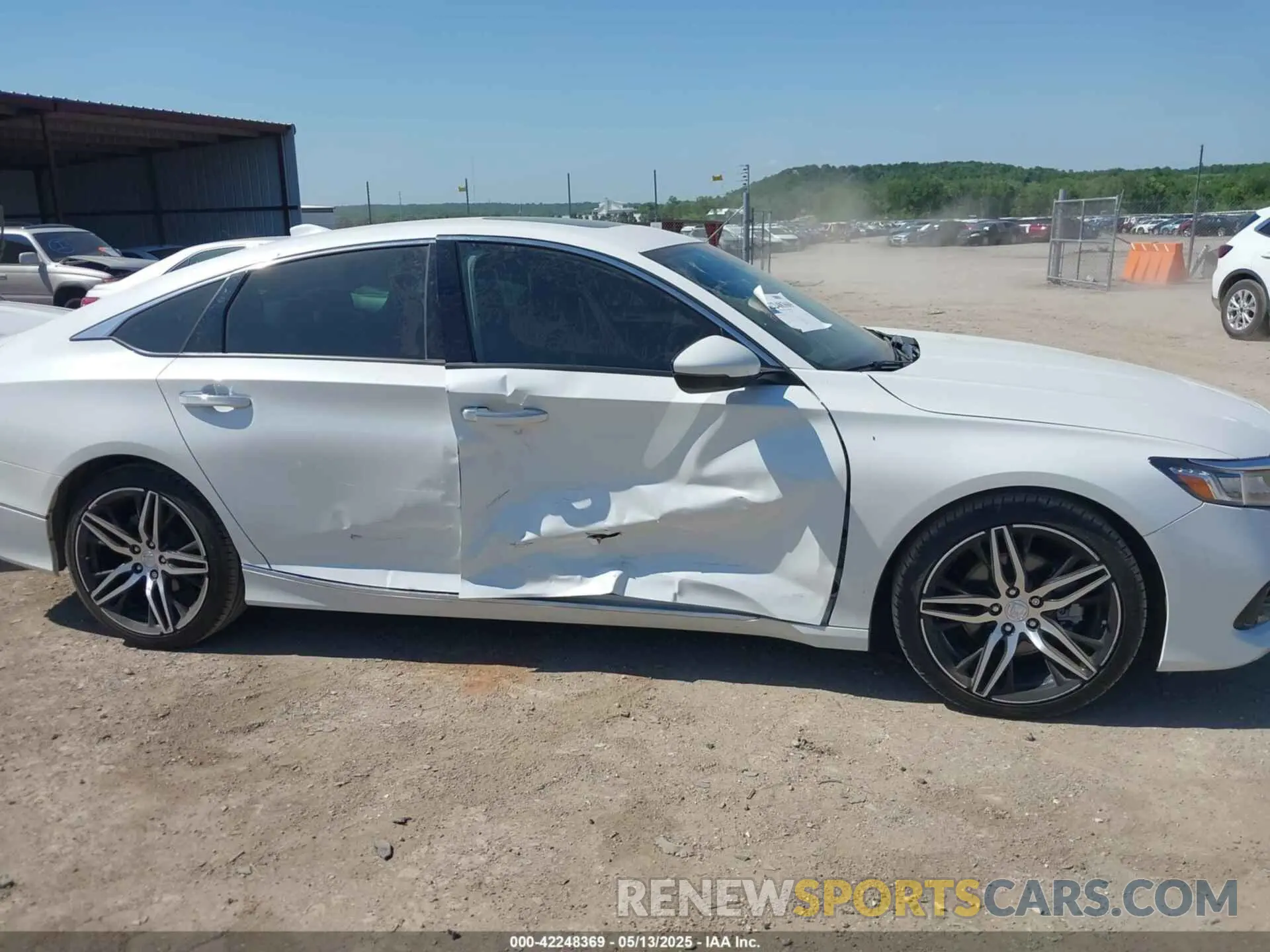 6 Photograph of a damaged car 1HGCV2F92NA003629 HONDA ACCORD 2022