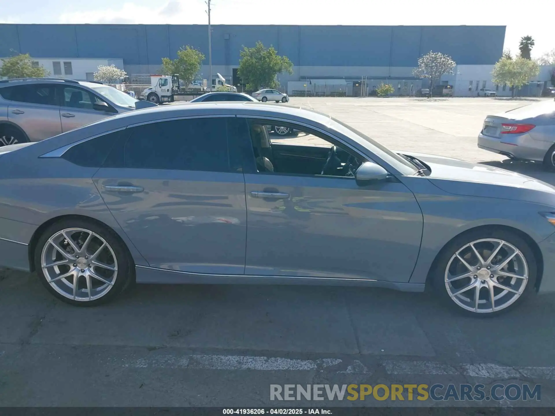12 Photograph of a damaged car 1HGCV2F94NA002501 HONDA ACCORD 2022