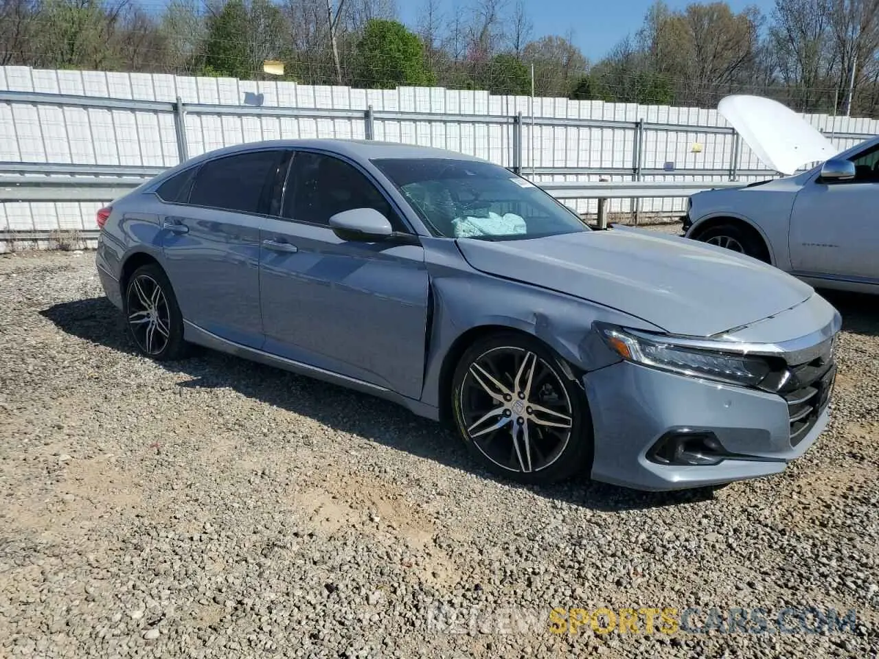 4 Photograph of a damaged car 1HGCV2F94NA005138 HONDA ACCORD 2022