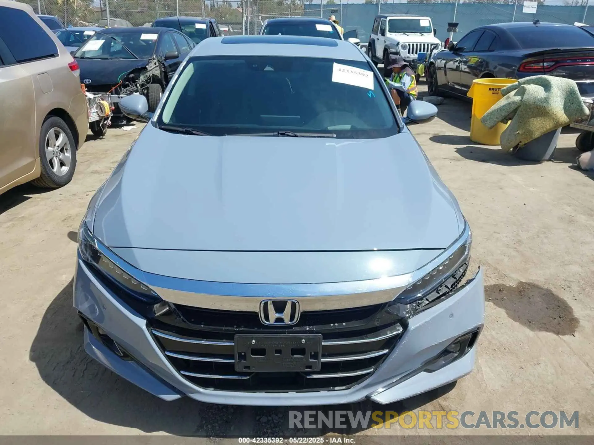 13 Photograph of a damaged car 1HGCV2F95NA008324 HONDA ACCORD 2022