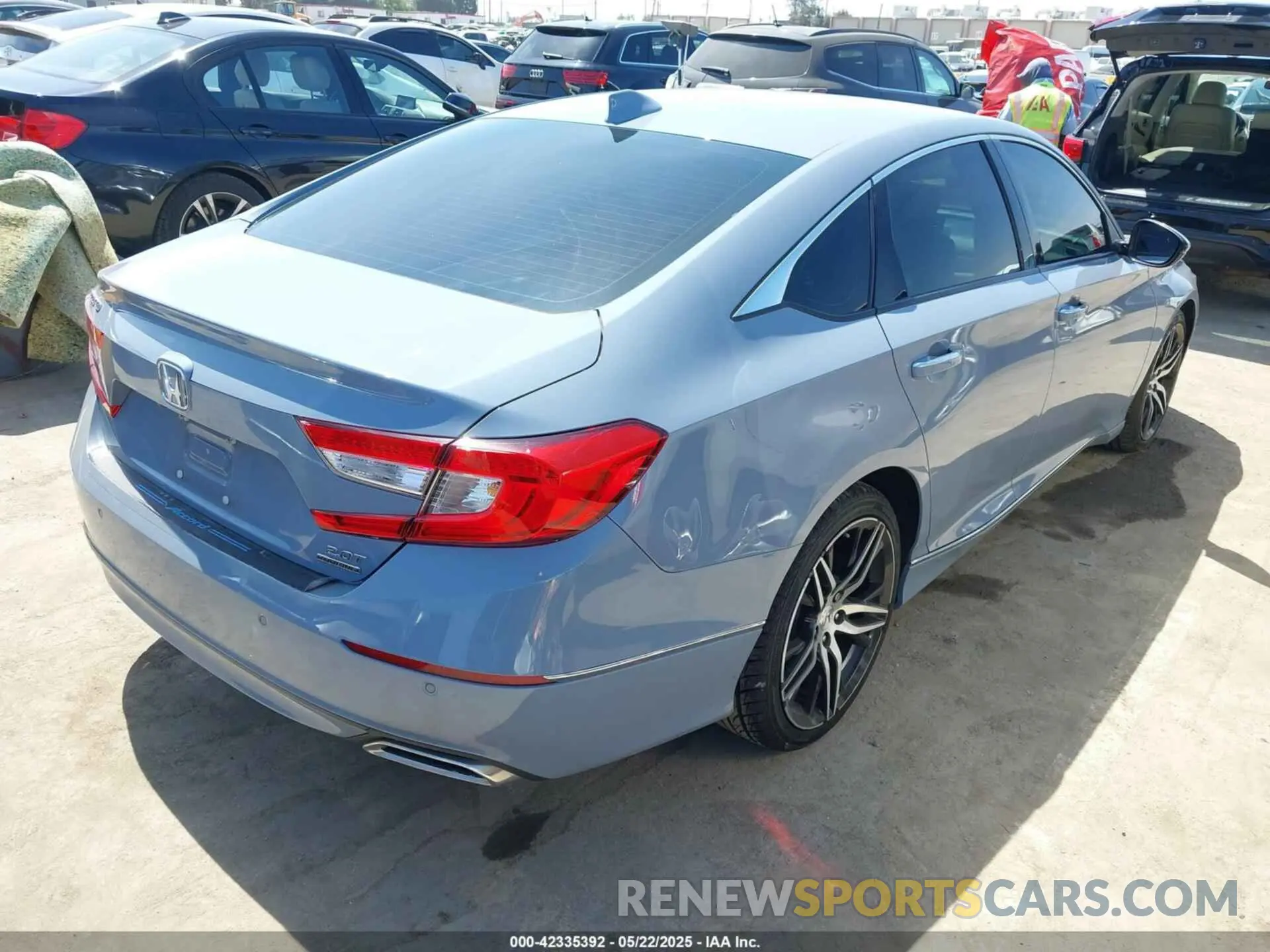 4 Photograph of a damaged car 1HGCV2F95NA008324 HONDA ACCORD 2022