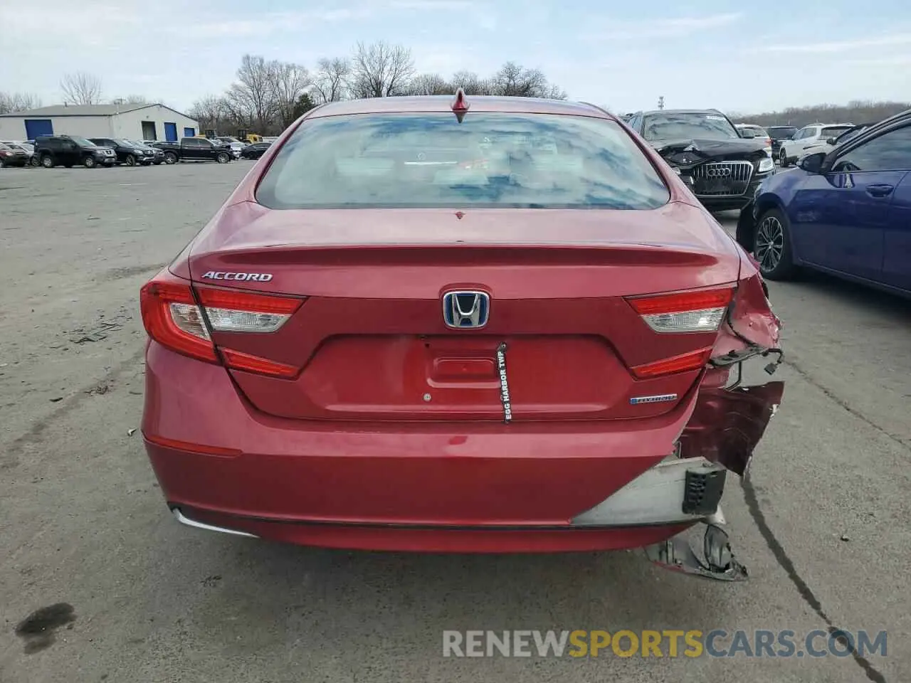 6 Photograph of a damaged car 1HGCV3F19NA010710 HONDA ACCORD 2022
