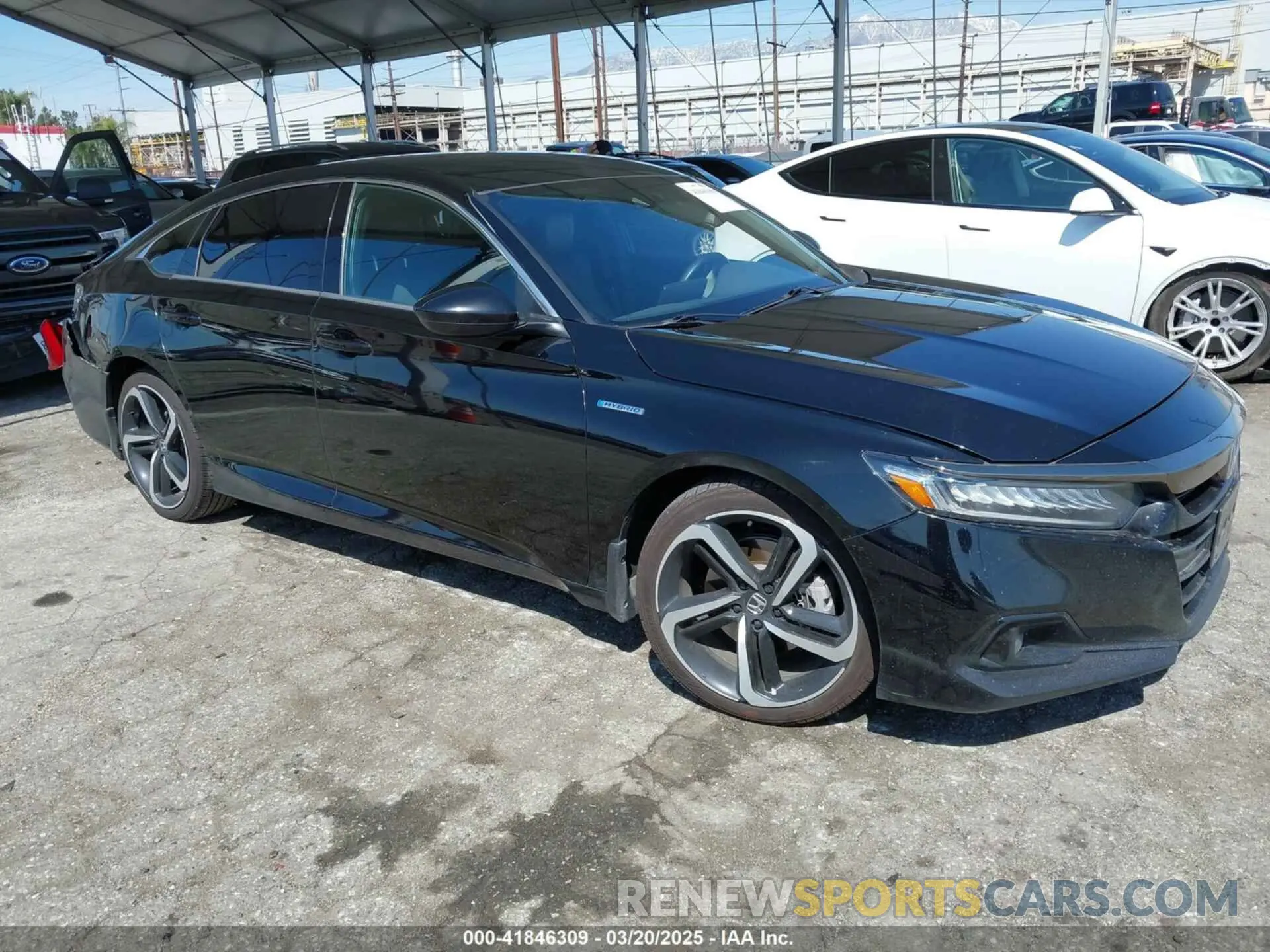 1 Photograph of a damaged car 1HGCV3F20NA010670 HONDA ACCORD 2022