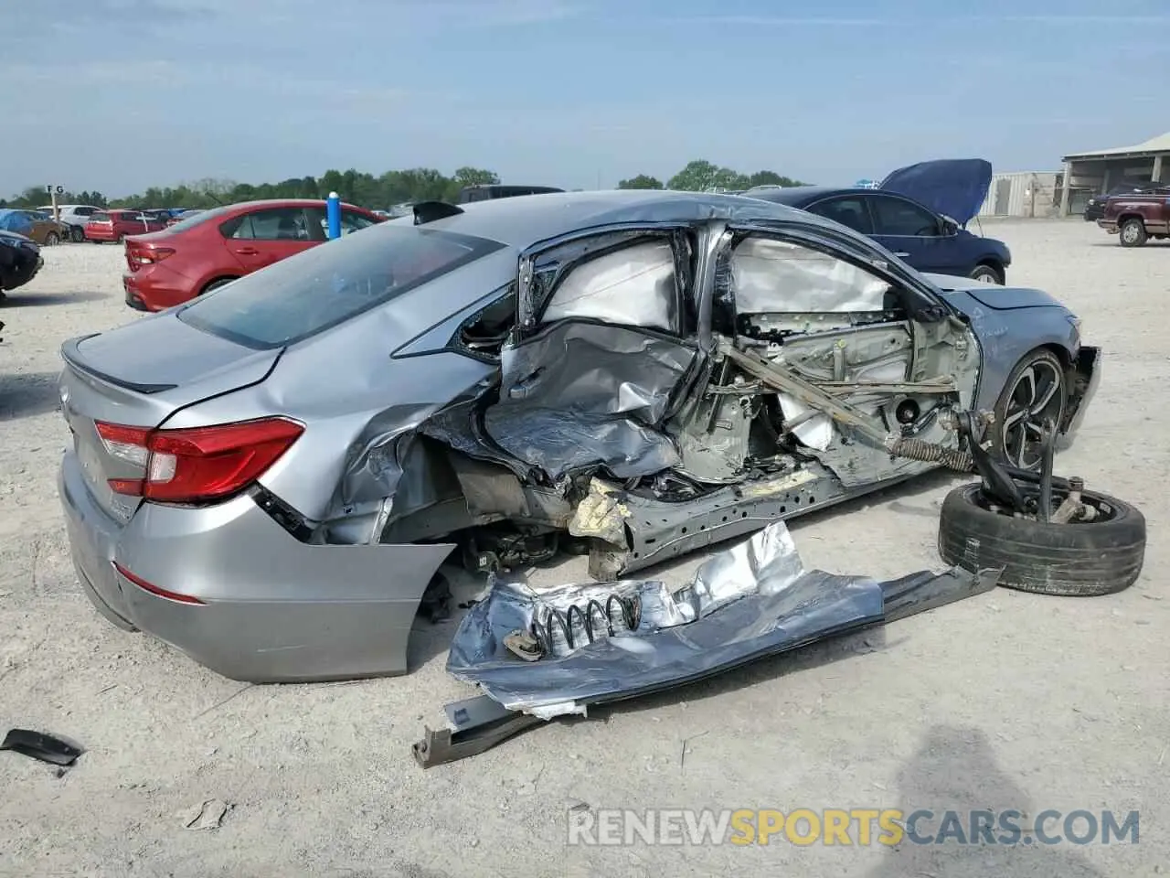3 Photograph of a damaged car 1HGCV3F20NA014637 HONDA ACCORD 2022