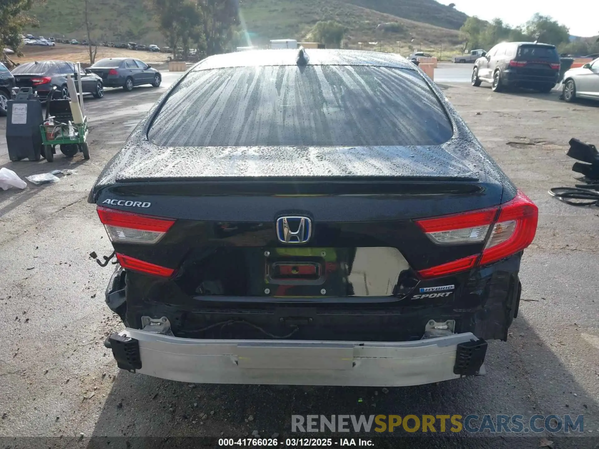 17 Photograph of a damaged car 1HGCV3F20NA034984 HONDA ACCORD 2022