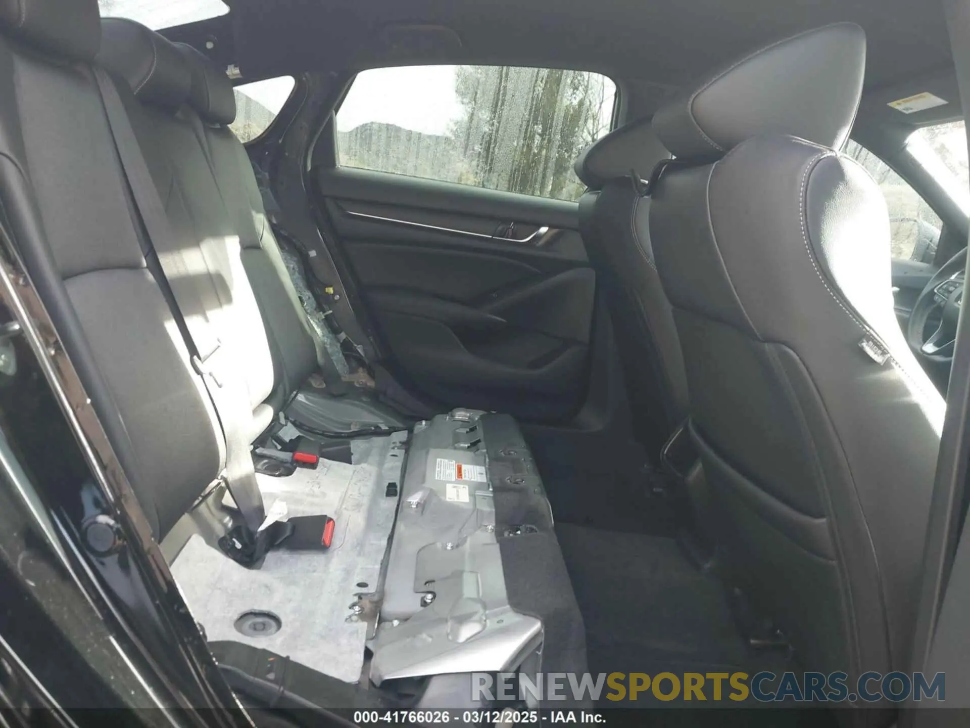 8 Photograph of a damaged car 1HGCV3F20NA034984 HONDA ACCORD 2022
