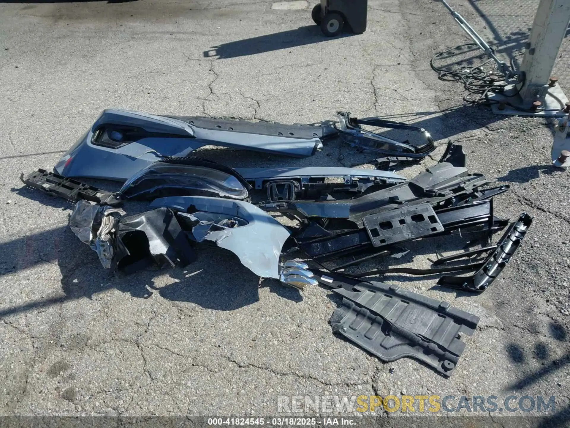 12 Photograph of a damaged car 1HGCV3F20NA037979 HONDA ACCORD 2022