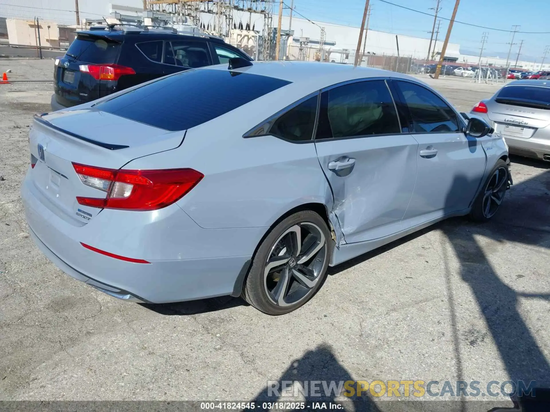 4 Photograph of a damaged car 1HGCV3F20NA037979 HONDA ACCORD 2022