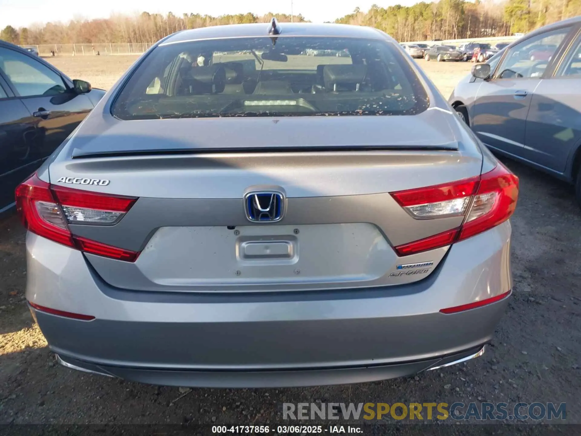 16 Photograph of a damaged car 1HGCV3F20NA046505 HONDA ACCORD 2022