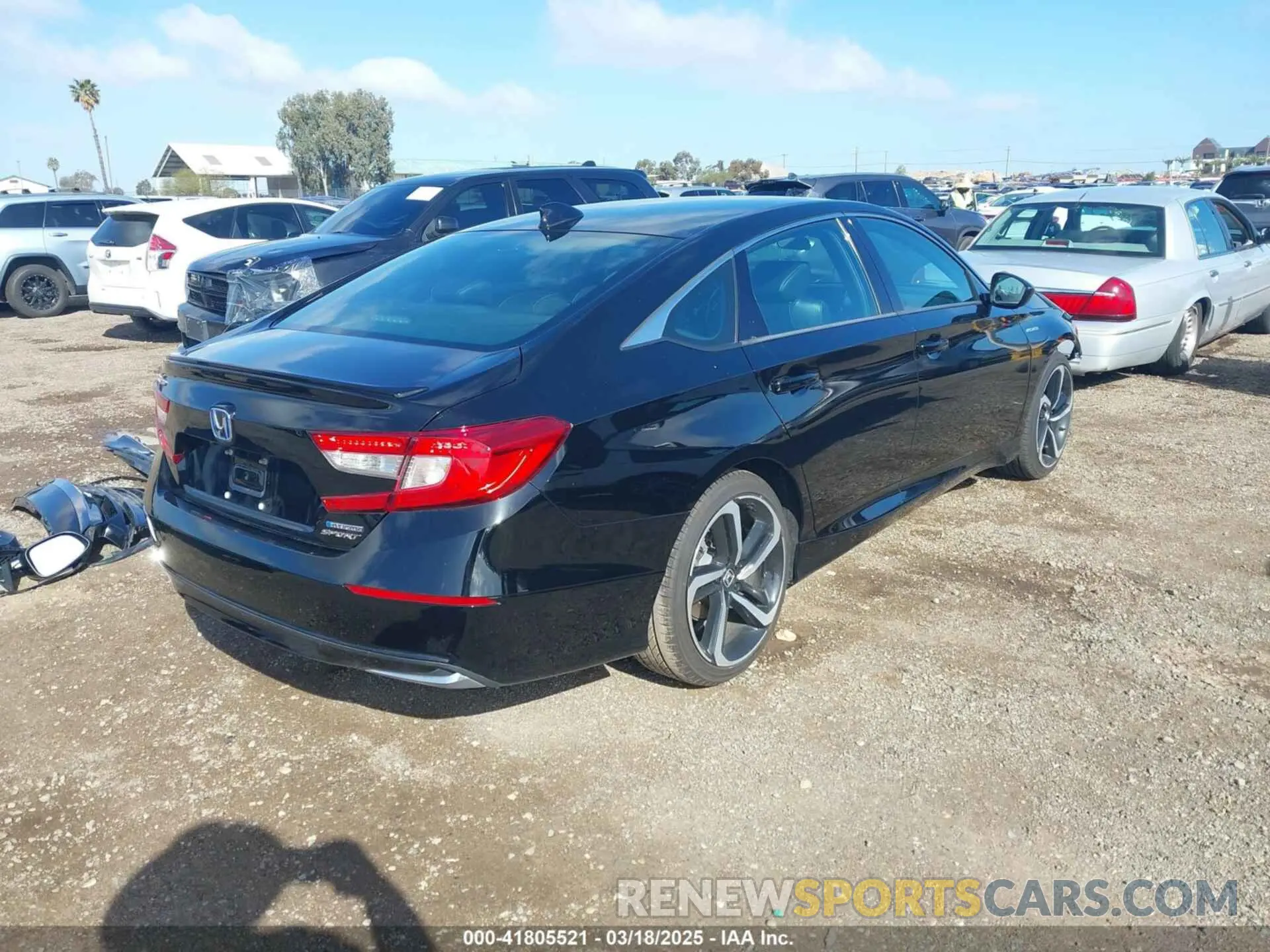 4 Photograph of a damaged car 1HGCV3F21NA008636 HONDA ACCORD 2022
