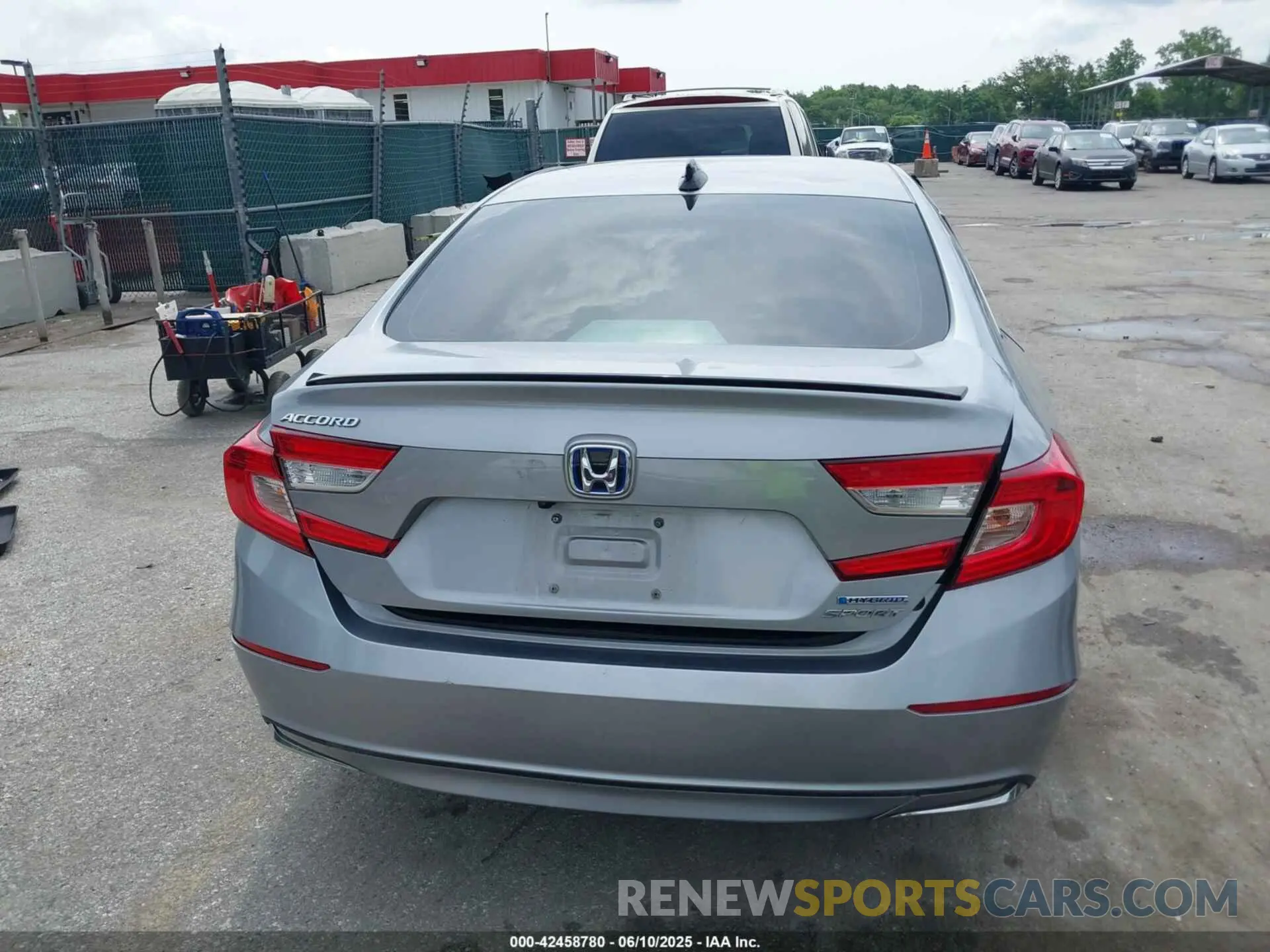 16 Photograph of a damaged car 1HGCV3F21NA037375 HONDA ACCORD 2022