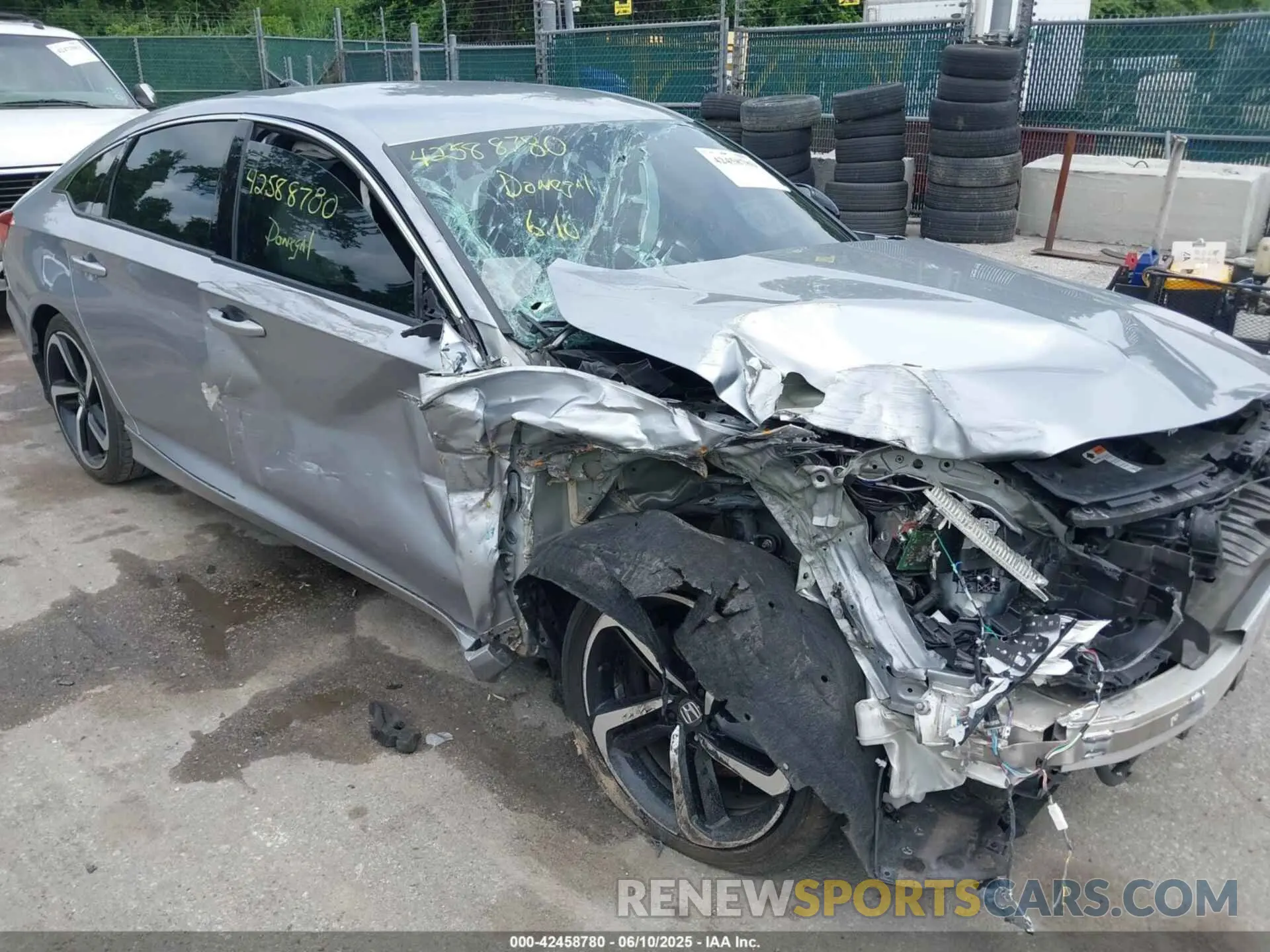6 Photograph of a damaged car 1HGCV3F21NA037375 HONDA ACCORD 2022