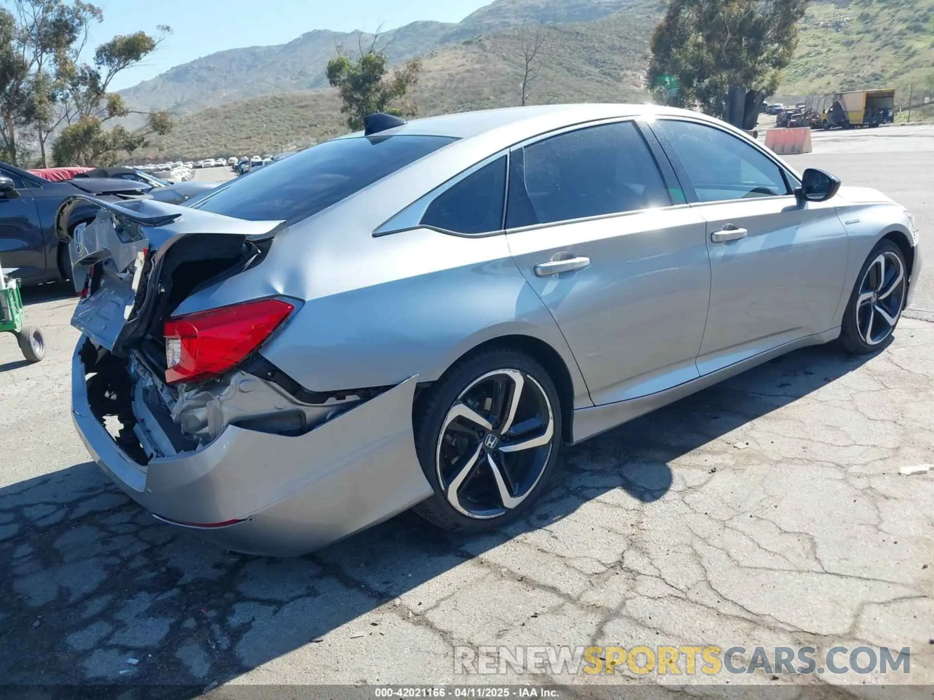 4 Photograph of a damaged car 1HGCV3F22NA019242 HONDA ACCORD 2022