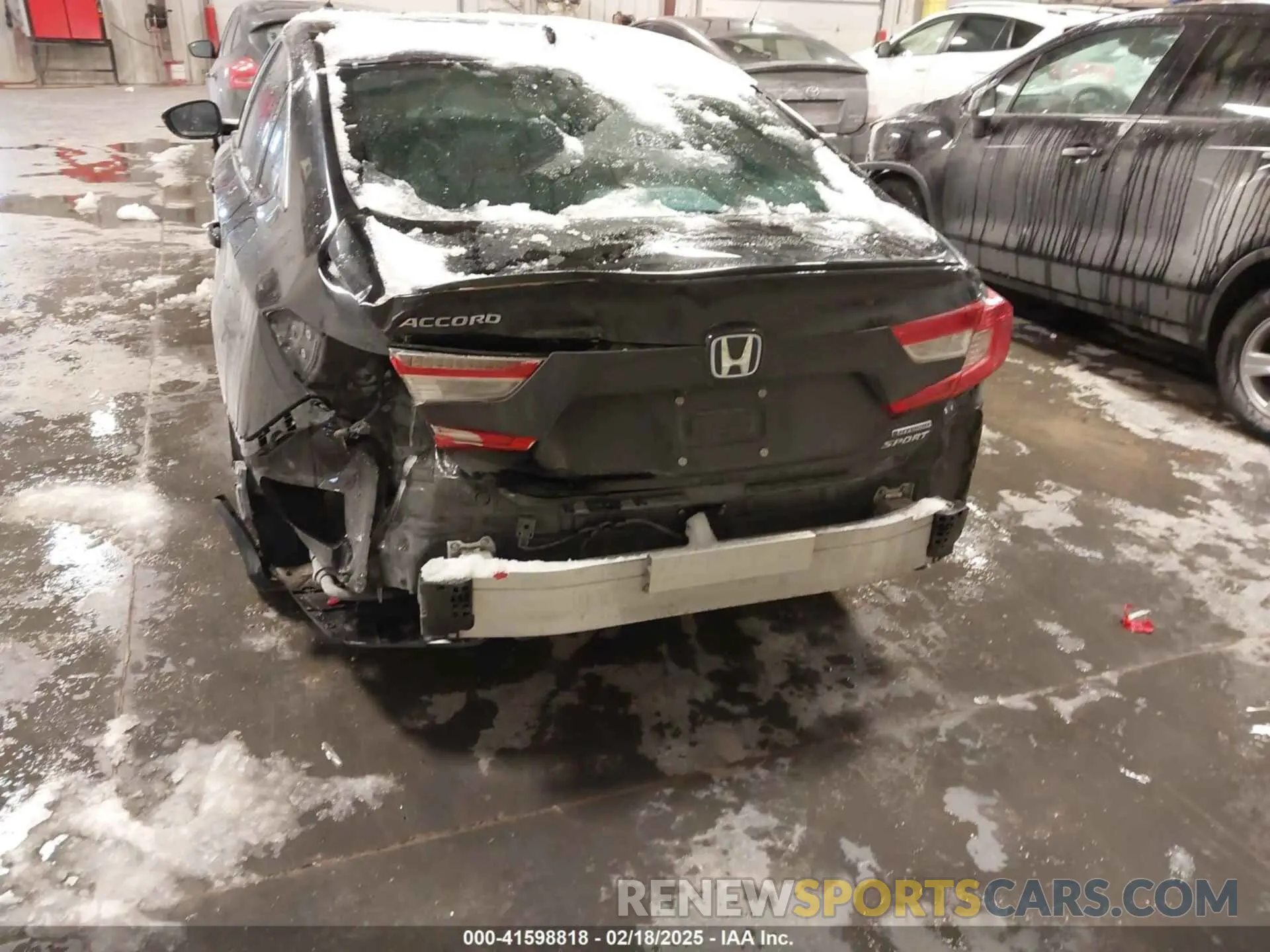 6 Photograph of a damaged car 1HGCV3F22NA036400 HONDA ACCORD 2022