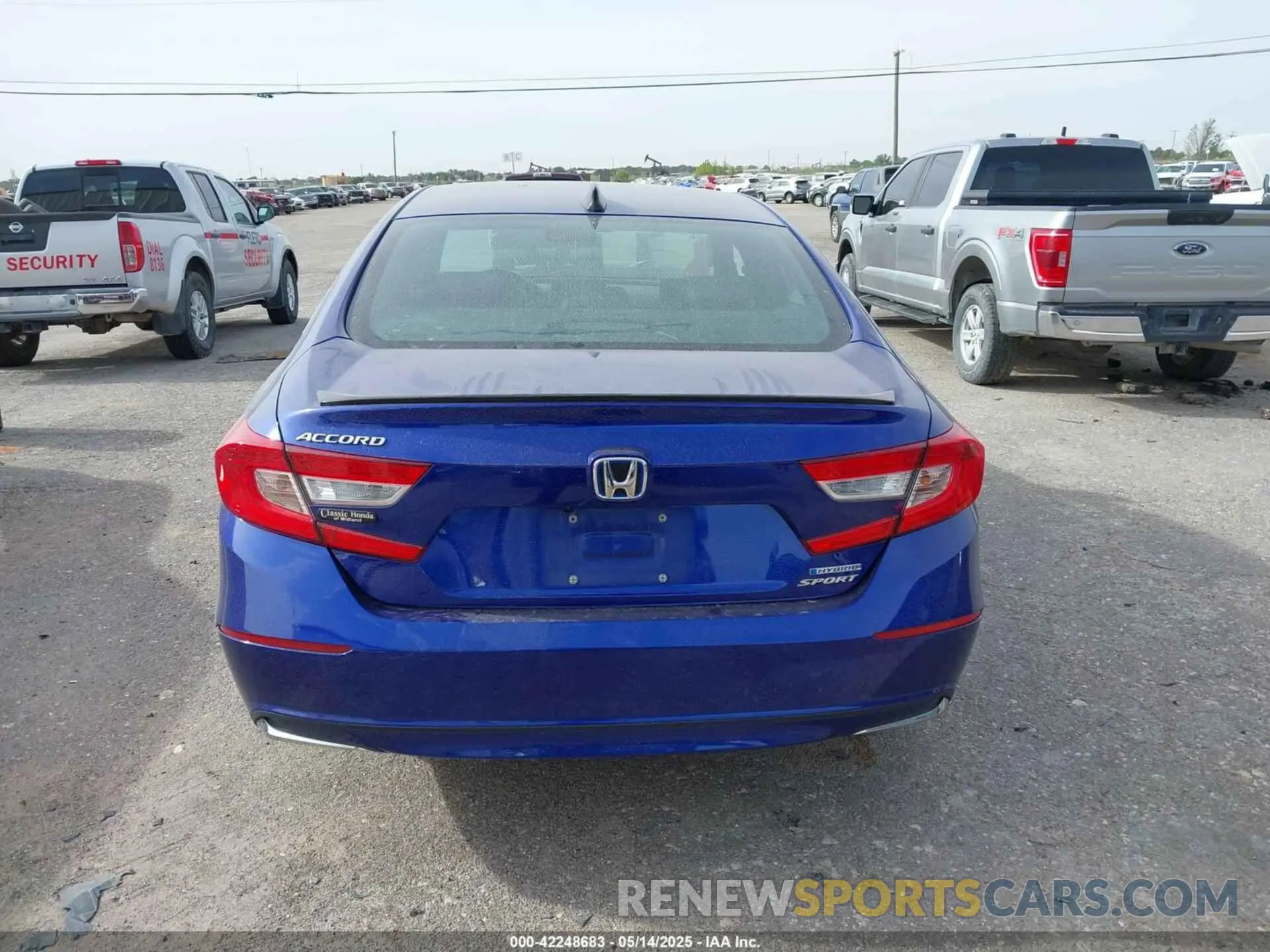 16 Photograph of a damaged car 1HGCV3F23NA014082 HONDA ACCORD 2022