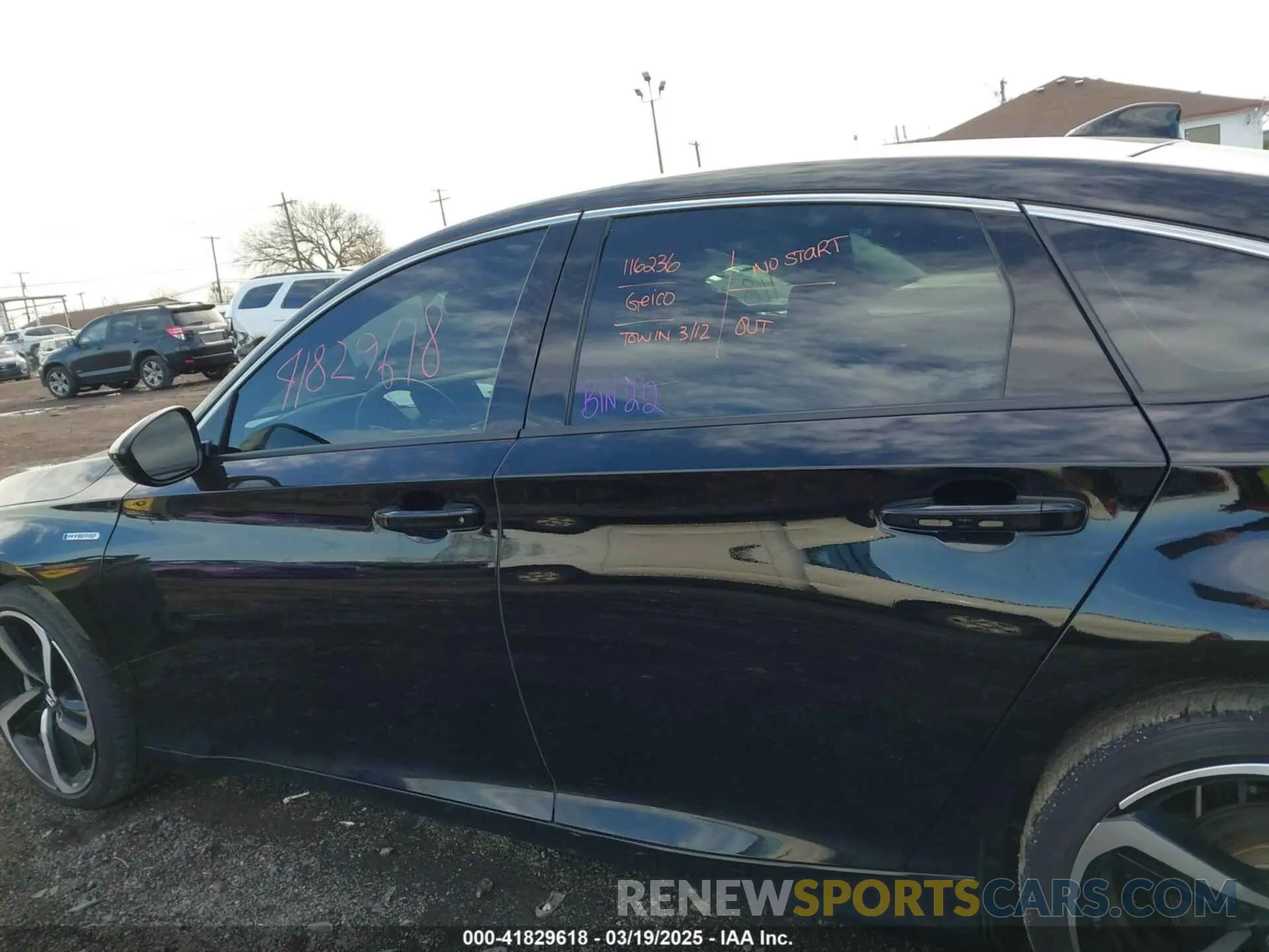 14 Photograph of a damaged car 1HGCV3F23NA028323 HONDA ACCORD 2022