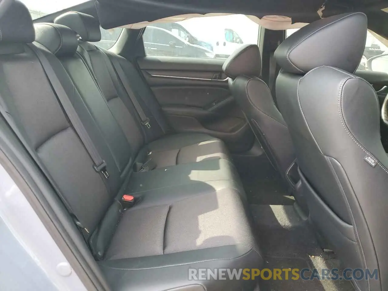 10 Photograph of a damaged car 1HGCV3F23NA043579 HONDA ACCORD 2022